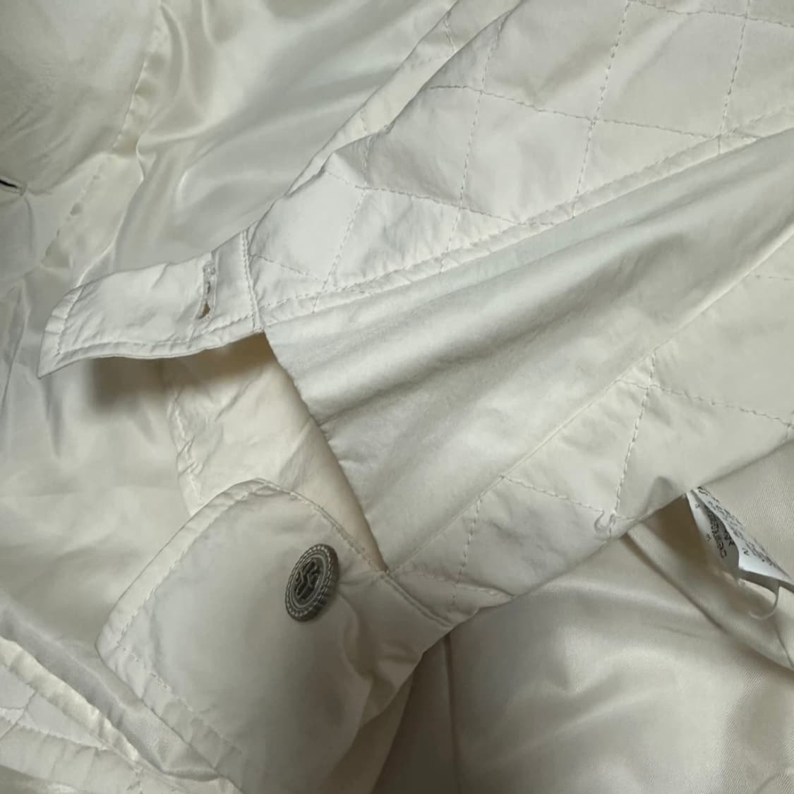 지컷 누빔 경량 패딩  상품이미지5