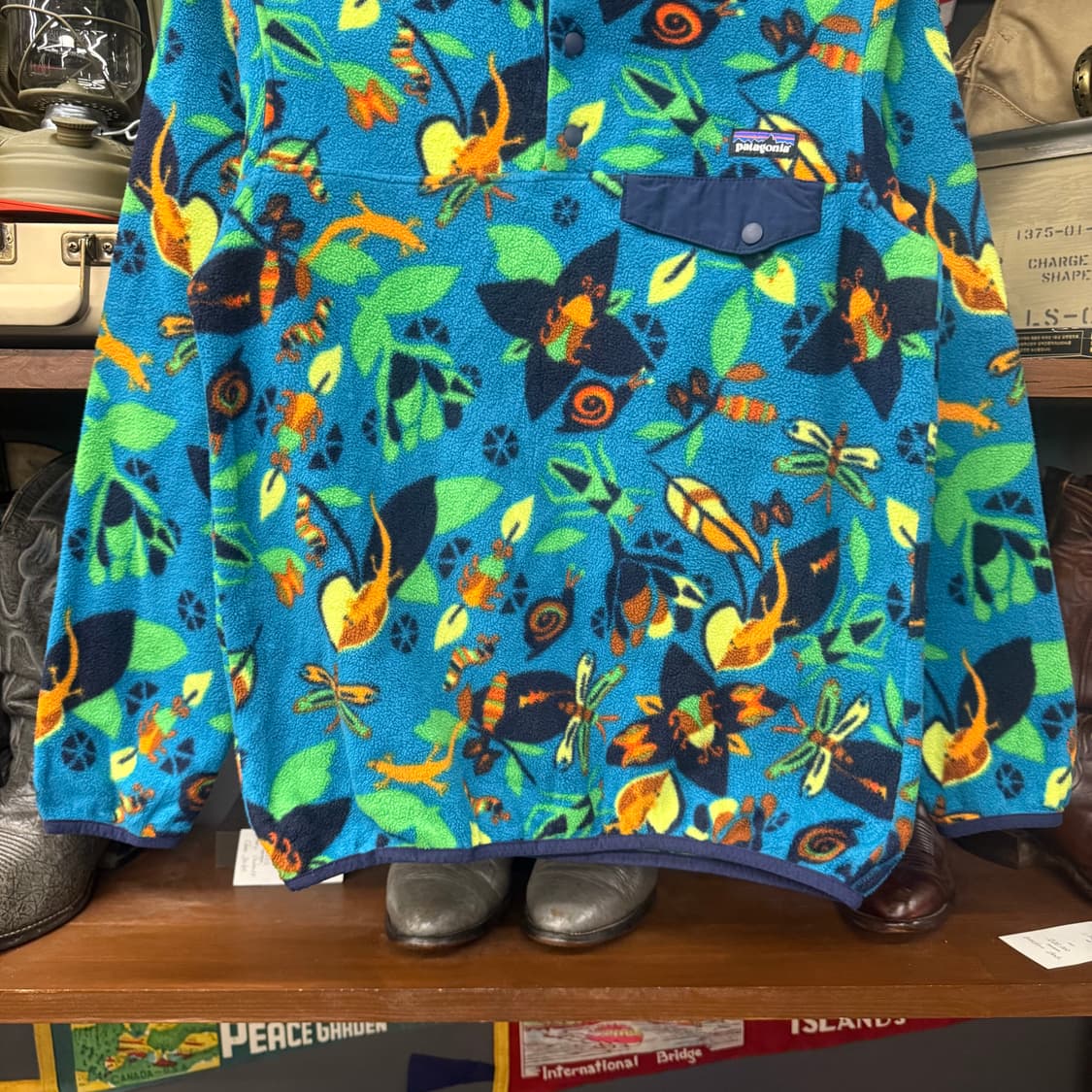 SP14 파타고니아 정글 버그 패턴 복각 풀오버 신칠라 플리스 아노락 상품이미지4