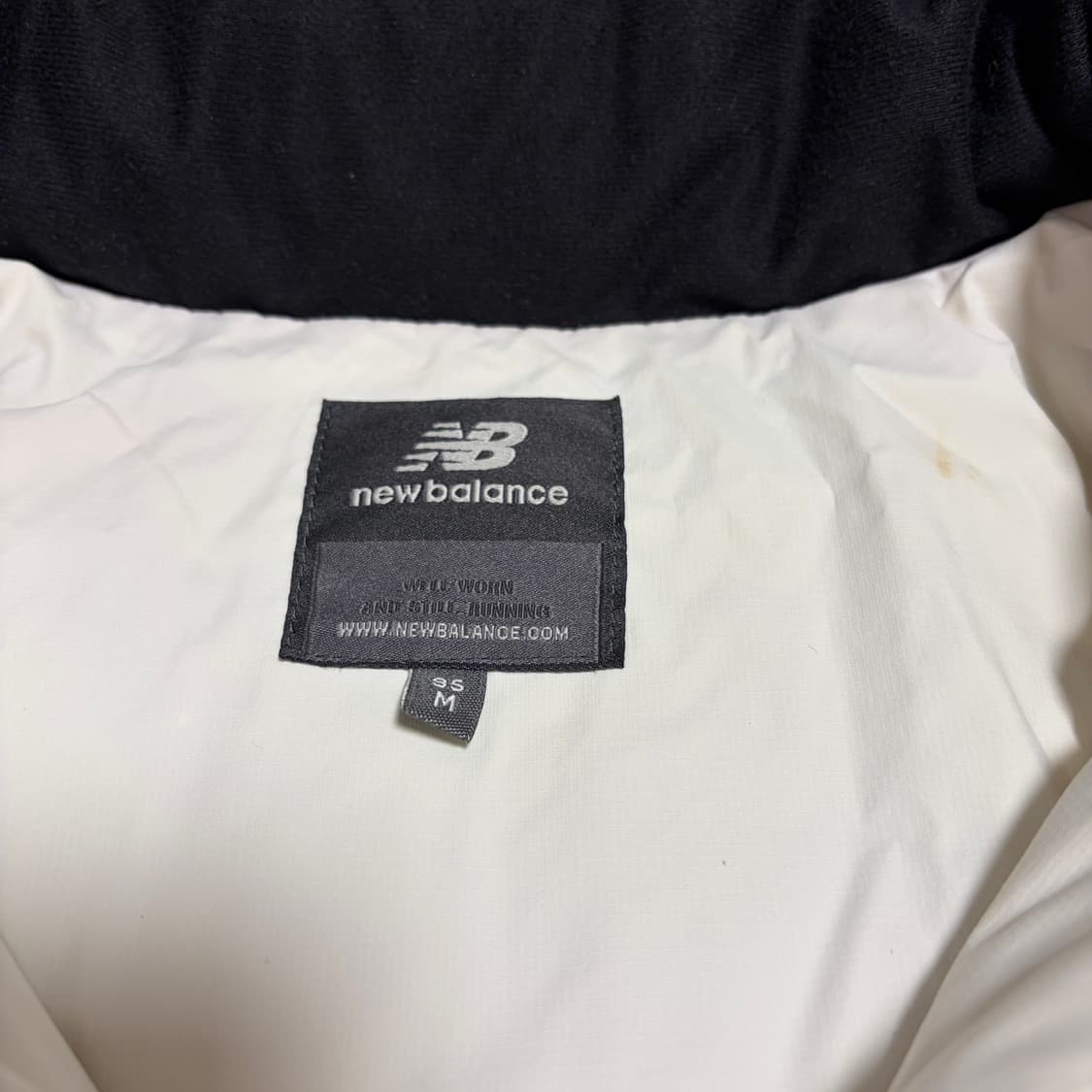 W)뉴발란스 화이트 덕다운 패딩 상품이미지4