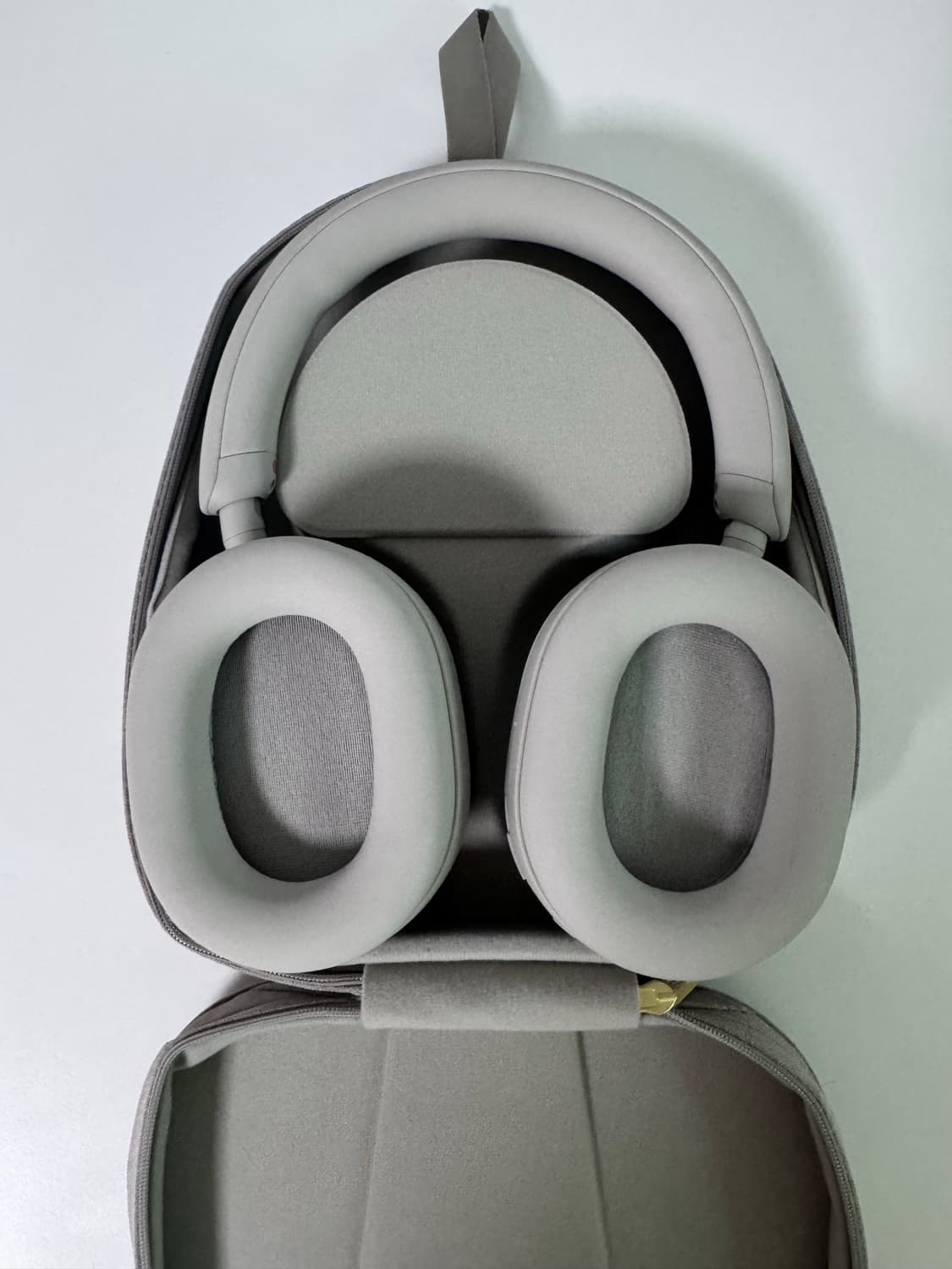  소니 헤드셋 wh-1000xm5 실버 상품이미지5