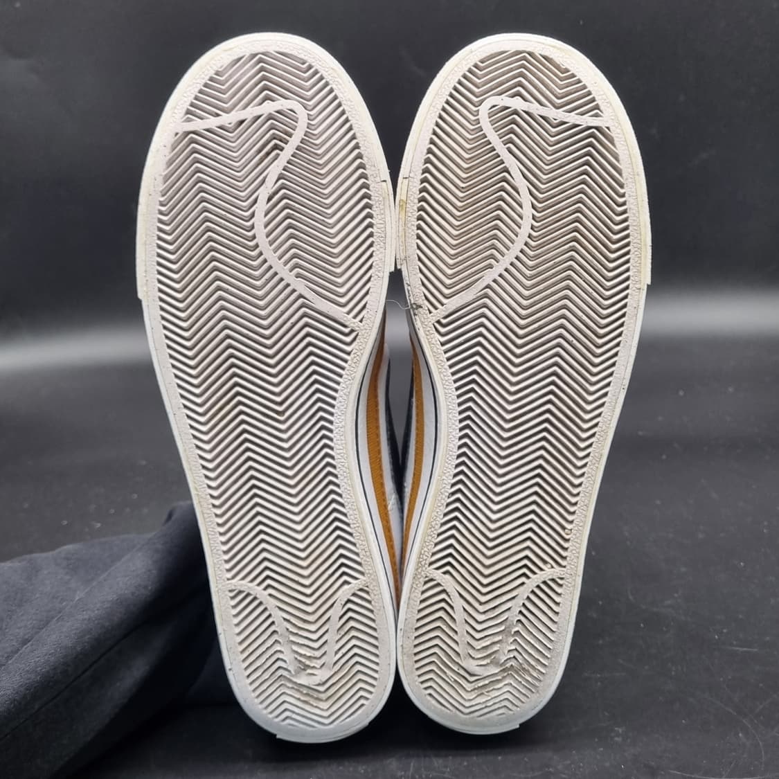 나이키 코트 레거시 네이쳐 스니커즈 260 상품이미지3