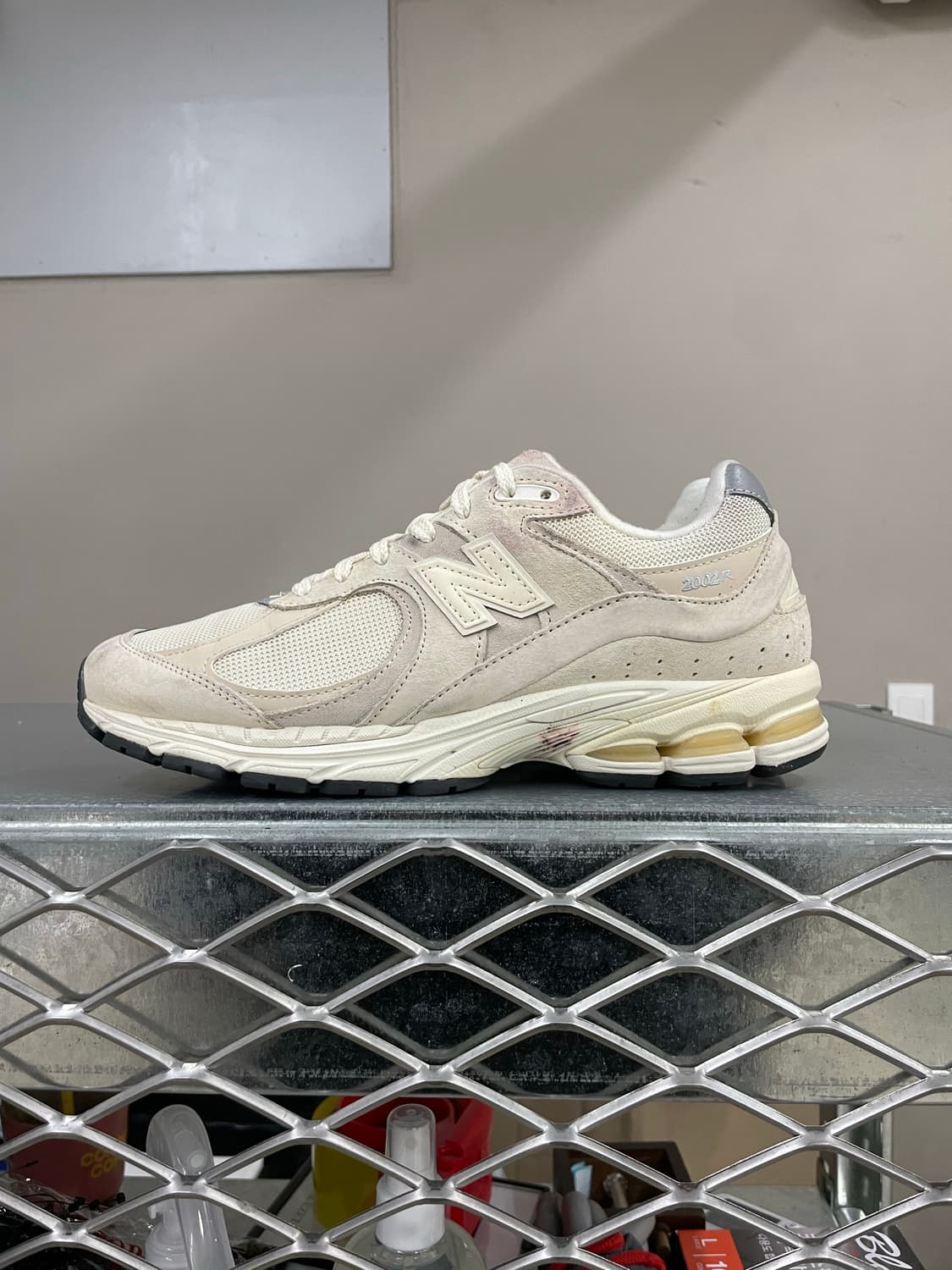 뉴발란스 2002R 베이지 260 상품이미지1