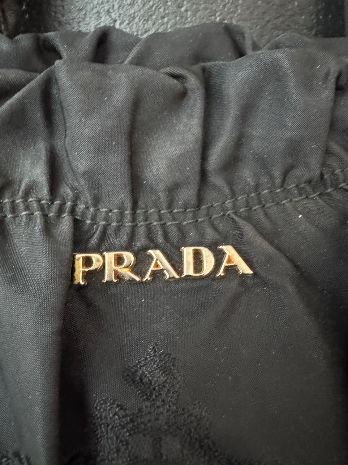 프라다 나일론 고프레 로고 자수 투웨이백 상품이미지2