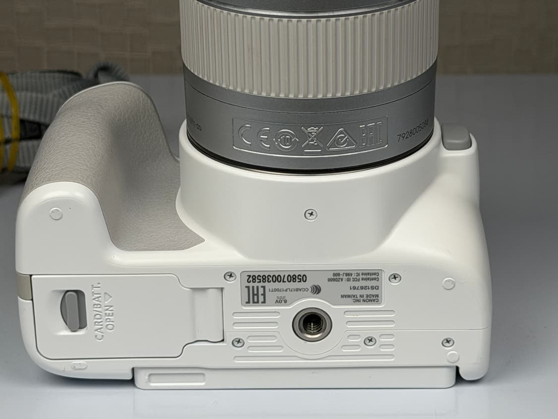 캐논 EOS 200D2 화이트 DSLR 카메라 상품이미지5