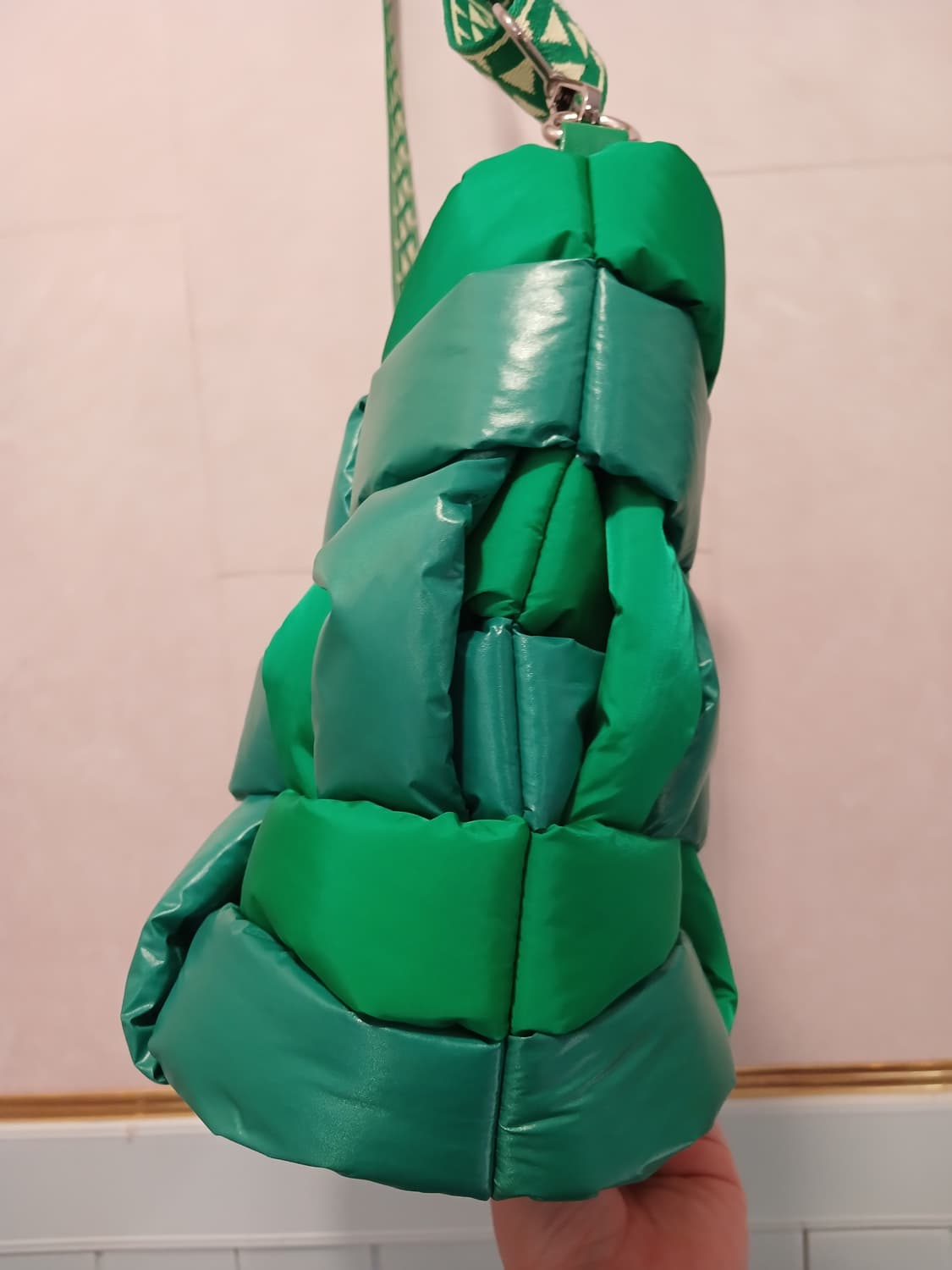 베네통 정품 여성 퀼팅 패딩 가방 상품이미지4