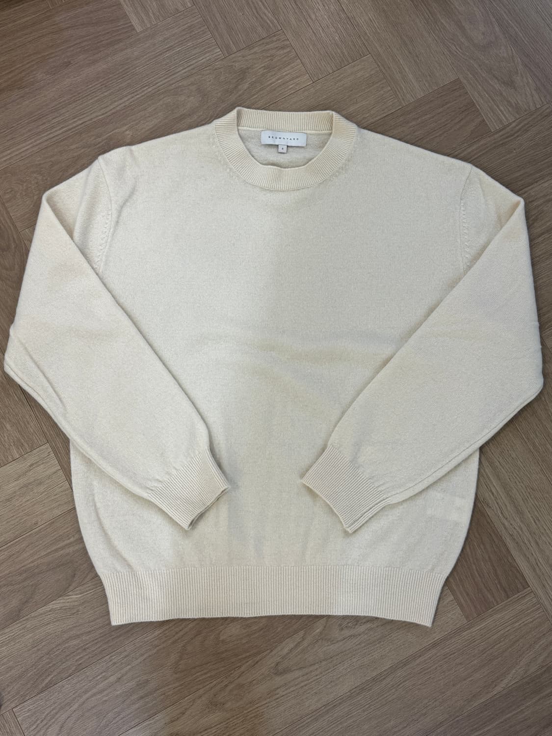 브라운야드 22fw 크루넥 스웨터 니트 - 아이보리 4사이즈 상품이미지2