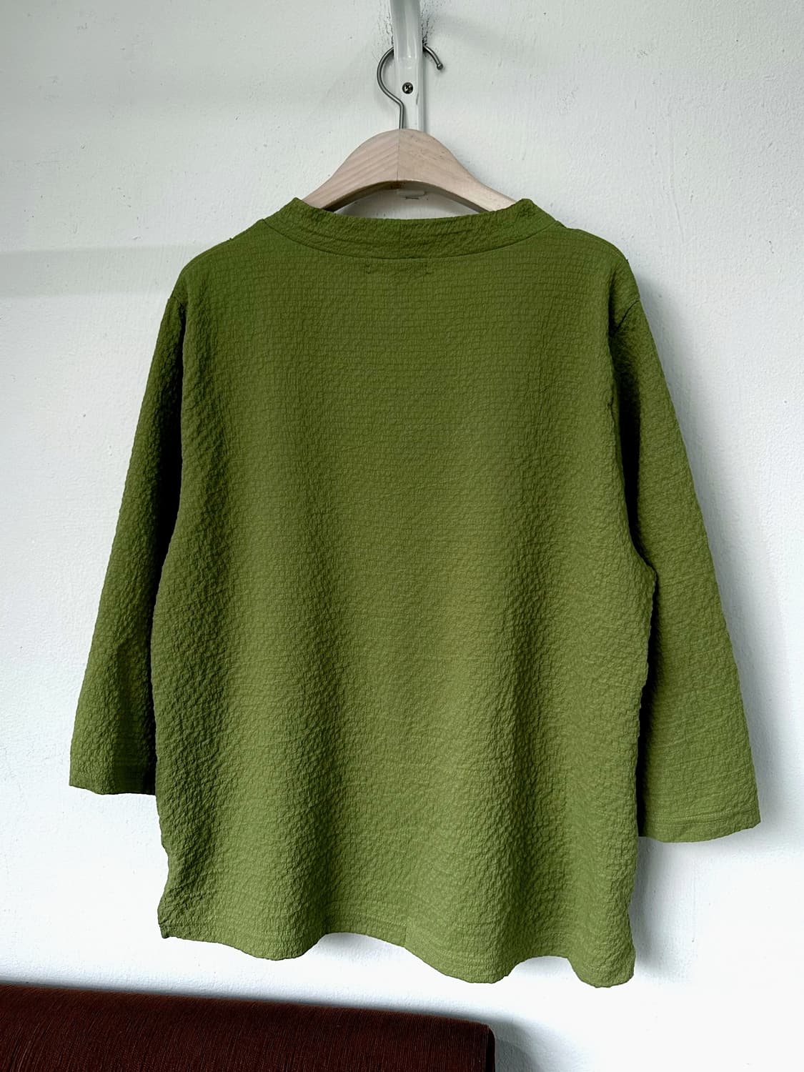 Natural volume fabric design neck top 상품이미지6