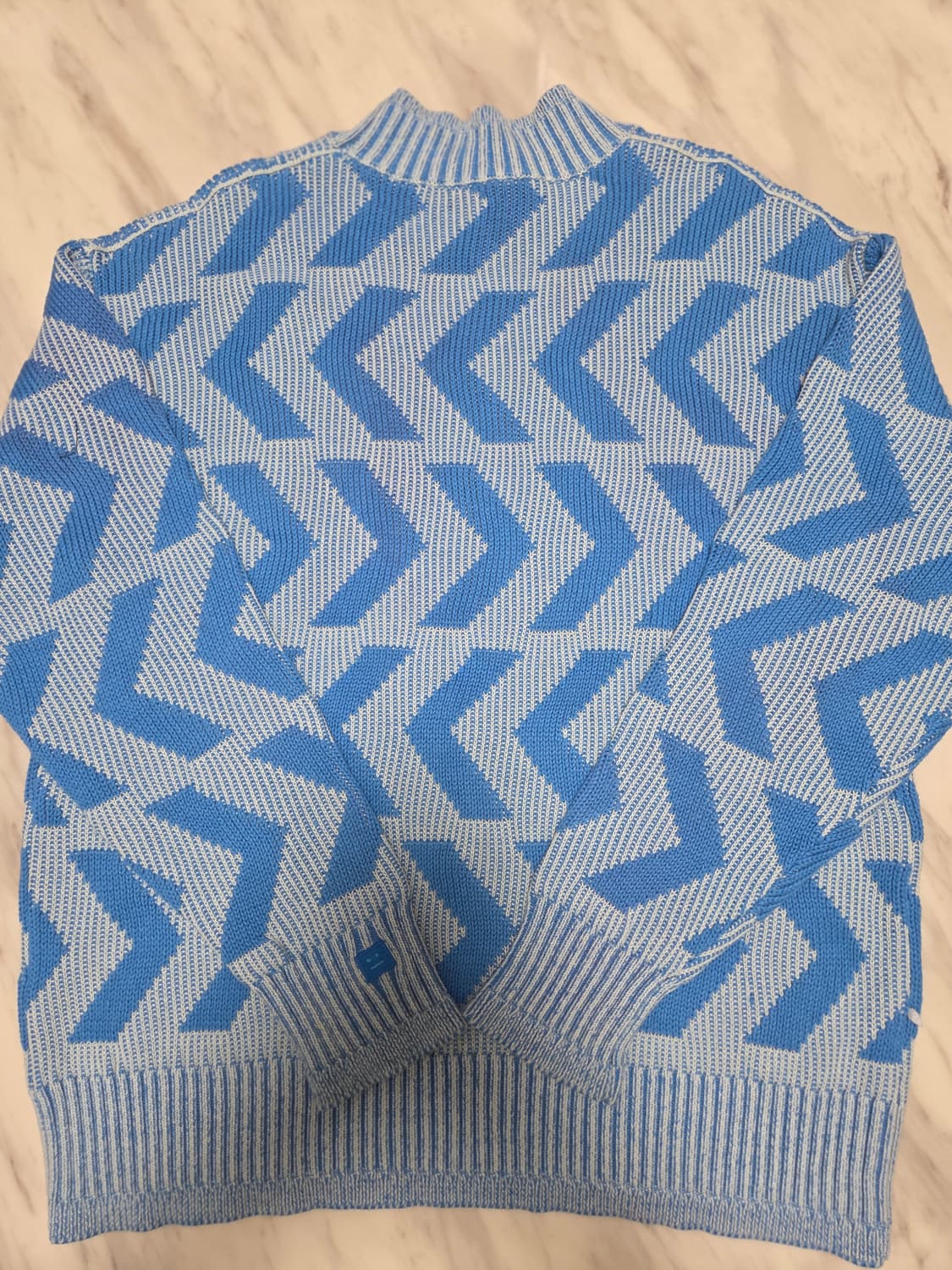 공용 페이스 로고 니트 상품이미지2