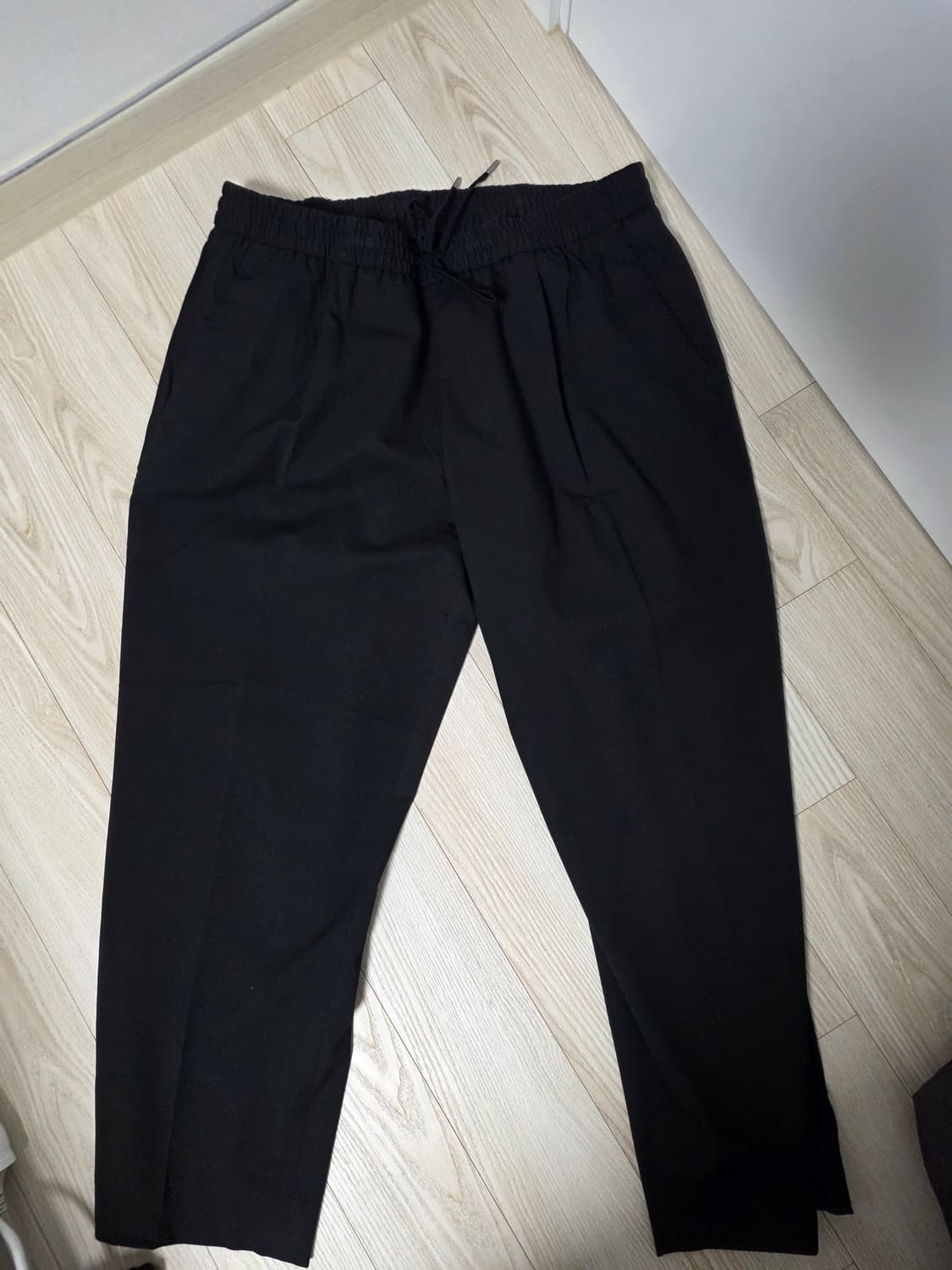 [36] 무탠다드 와이드 이지 밴딩 크롭 슬랙스 [블랙] 상품이미지1