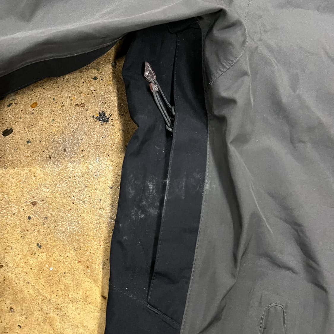 [정품/XL] 컬럼비아 고어텍스 블랙 그레이 바람막이 b16 상품이미지9