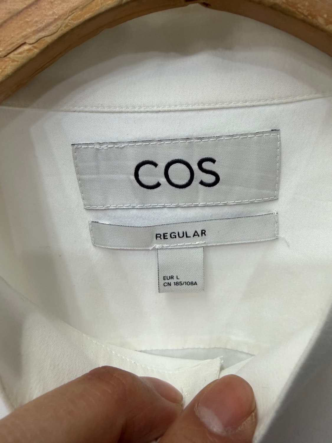 정품) COS 코스 남성 화이트 칠부셔츠 L 상품이미지7