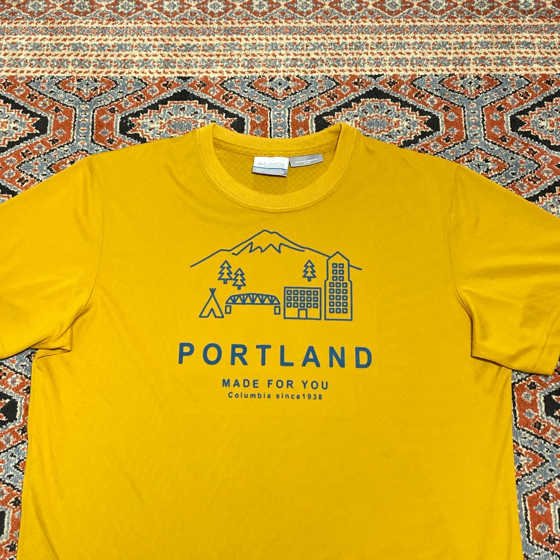 컬럼비아 포틀랜드 프린팅 옐로우 반팔티셔츠 남성M 상품이미지2