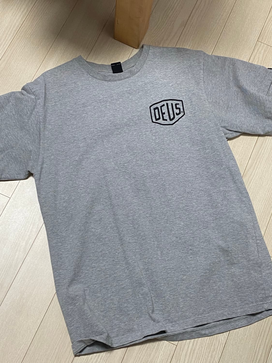 데우스 반팔 그레이 (m) 상품이미지2