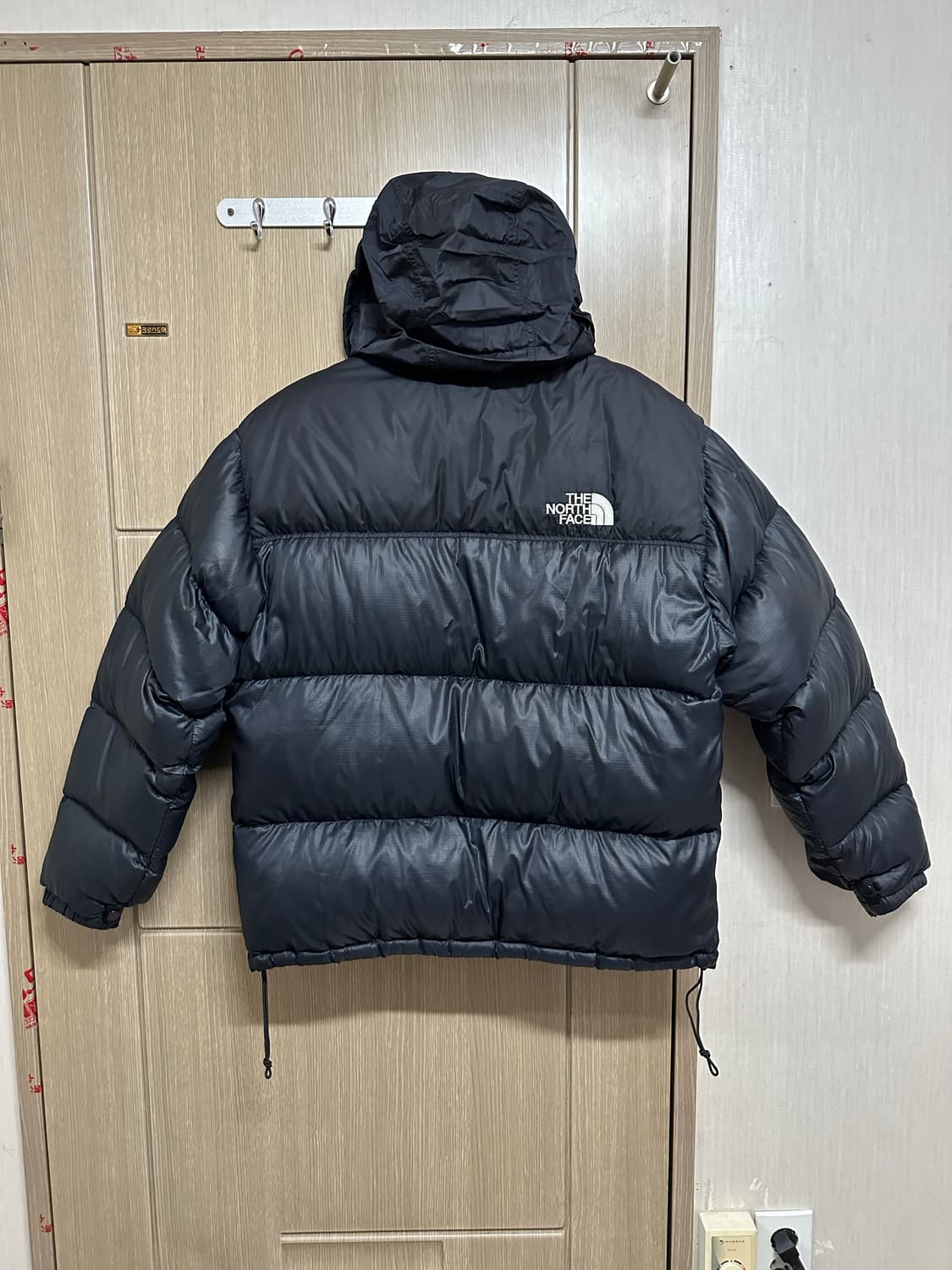 노스페이스 700 눕시 패딩 블랙 L 상품이미지3