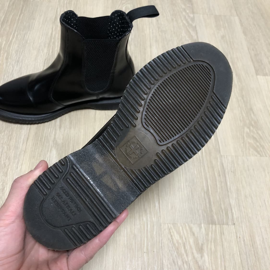 (230) 닥터마틴 Dr.martens 플로라 첼시 부츠 스무스 블랙 상품이미지3