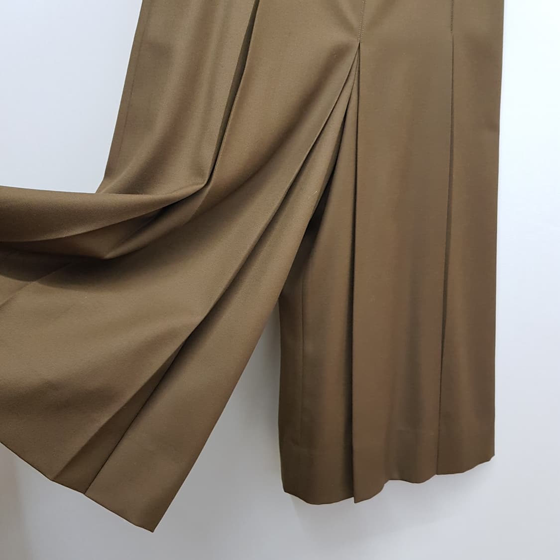 한섬 시스템 울 플리츠 미디 팬츠 67-98사이즈 상품이미지3