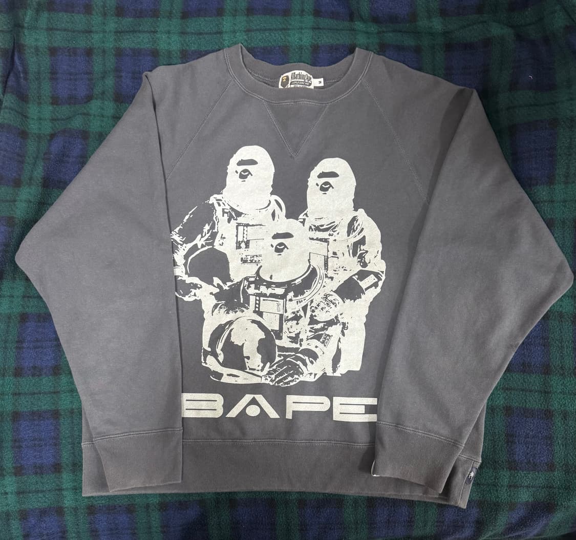 베이프 맨투맨 M 차콜 상품이미지1