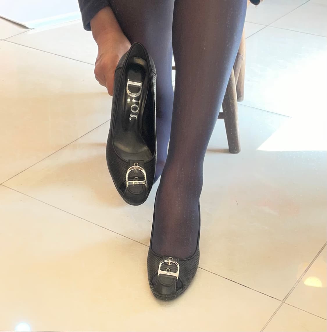 [정품] Christian Dior 오픈토 펌프스 가우초 D버클 225~ 상품이미지5