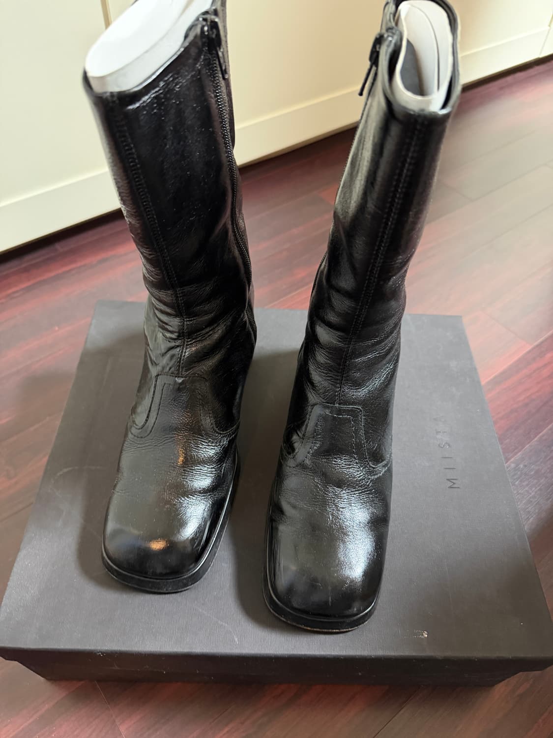 미스타 블랙 부츠 miista 상품이미지1