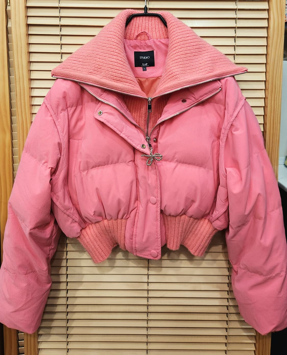 (새상품)LAP 핑크 니트 배색 크롭 패딩 상품이미지1