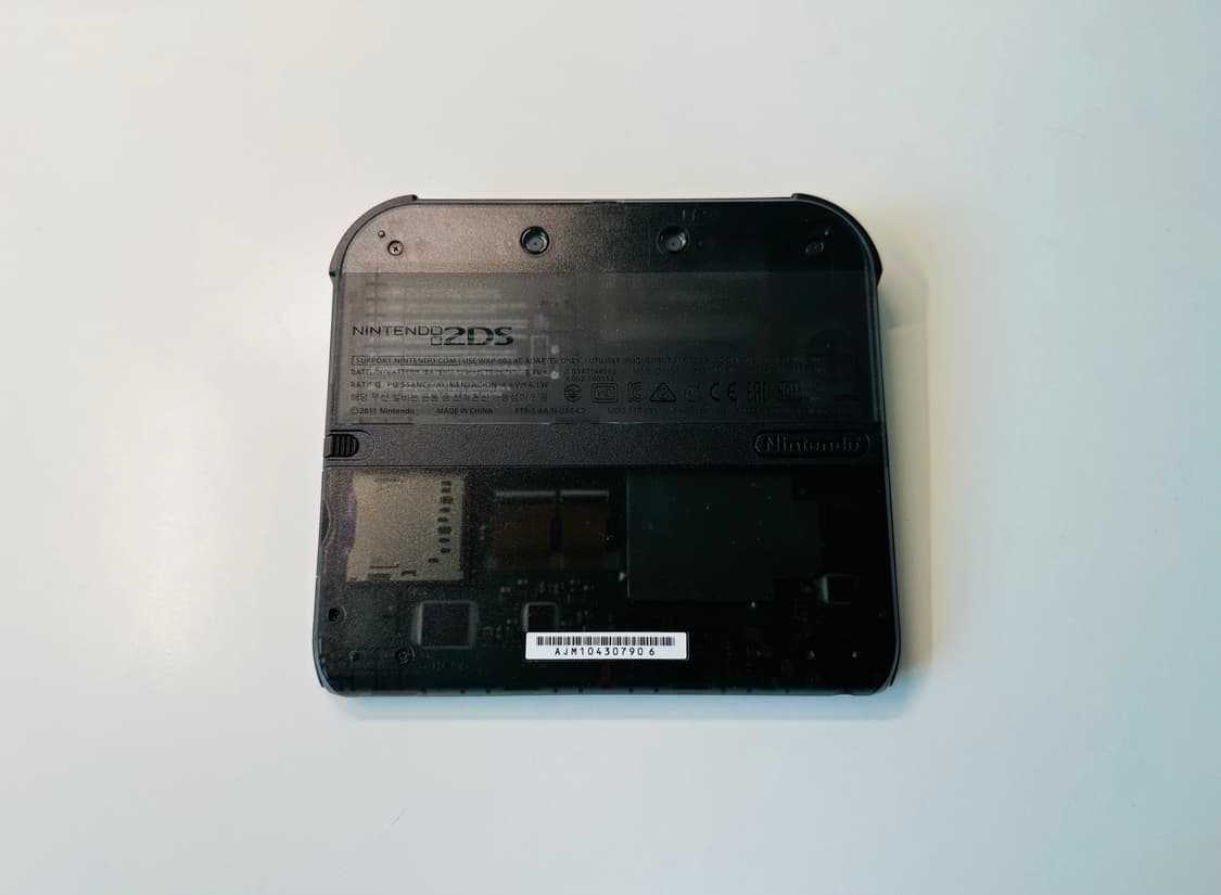 닌텐도 2DS 식빵 클리어 블랙 박스셋 + 구성품들 판매 (3DS) 상품이미지6