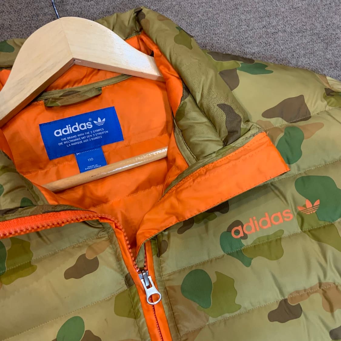 아디다스 카모 구스다운 경량패딩 XL 상품이미지2