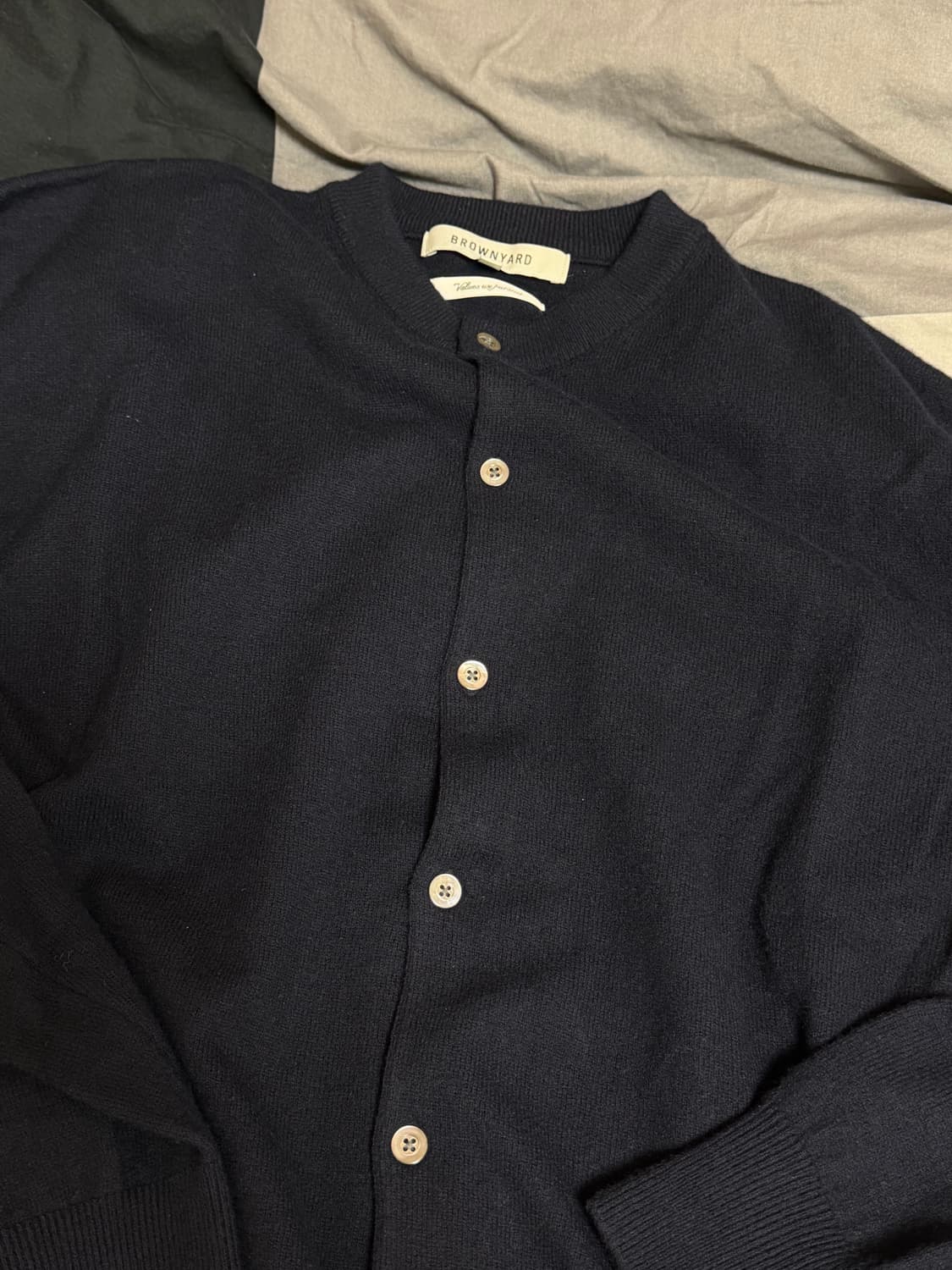 브라운야드 캐시미어 네이비 가디건 5사이즈 상품이미지2