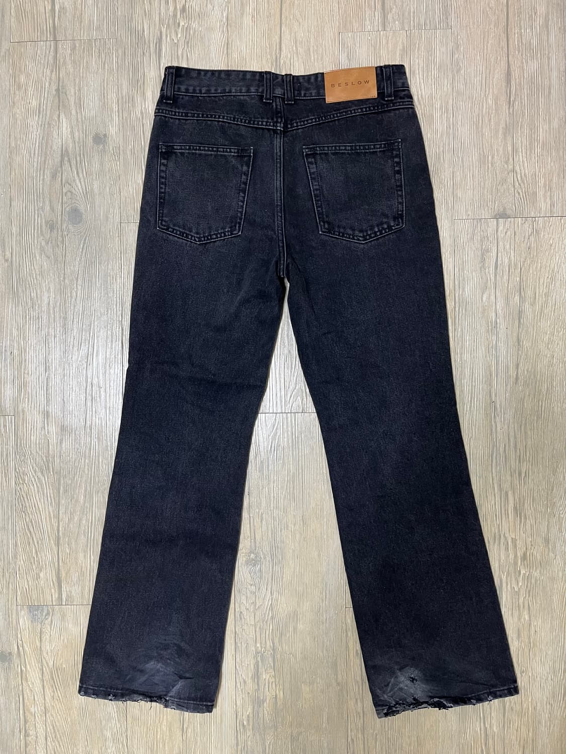 비슬로우 부츠컷 블랙진 상품이미지2