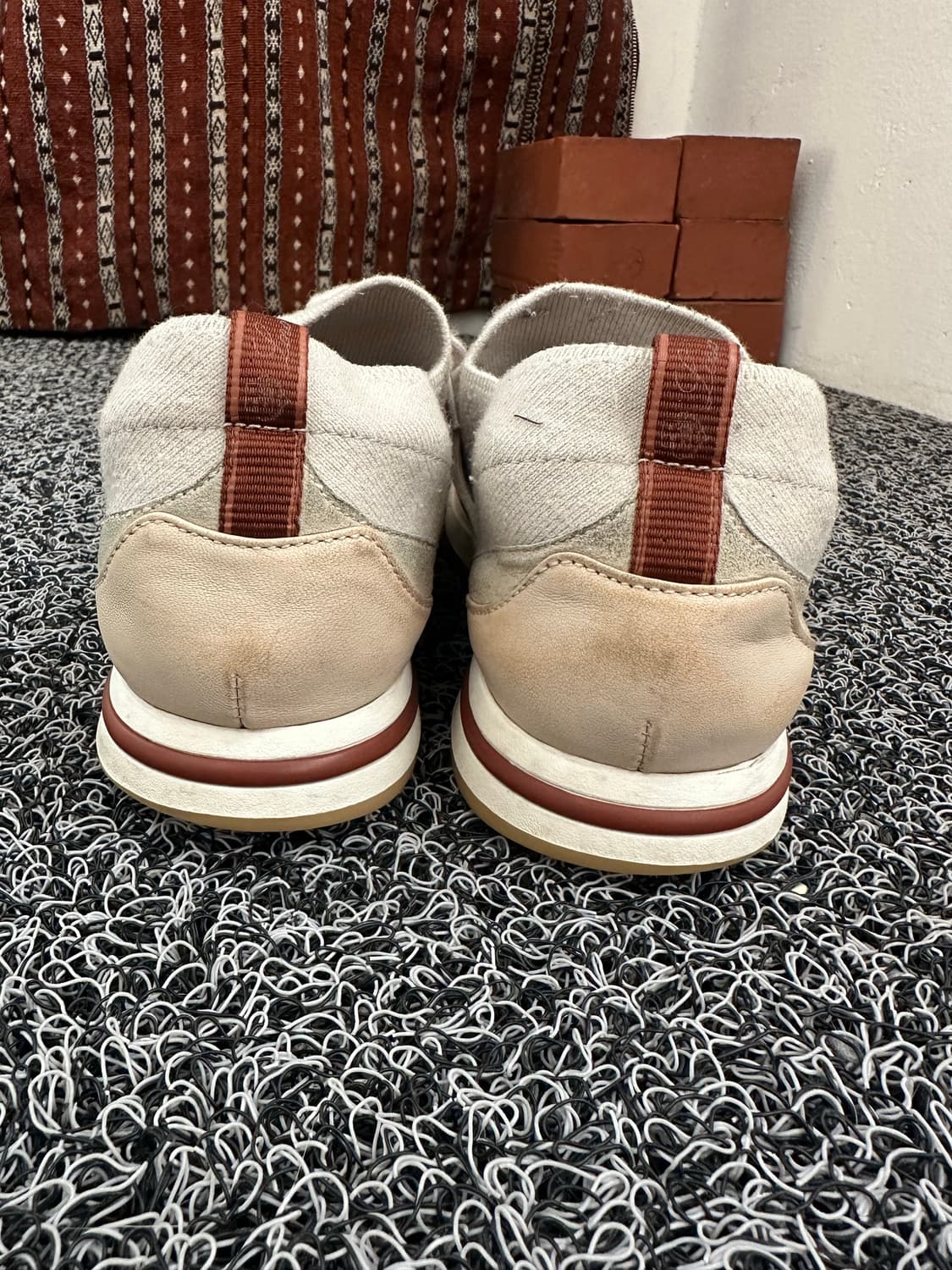 로로피아나 스니커즈 아이보리 38사이즈 상품이미지4