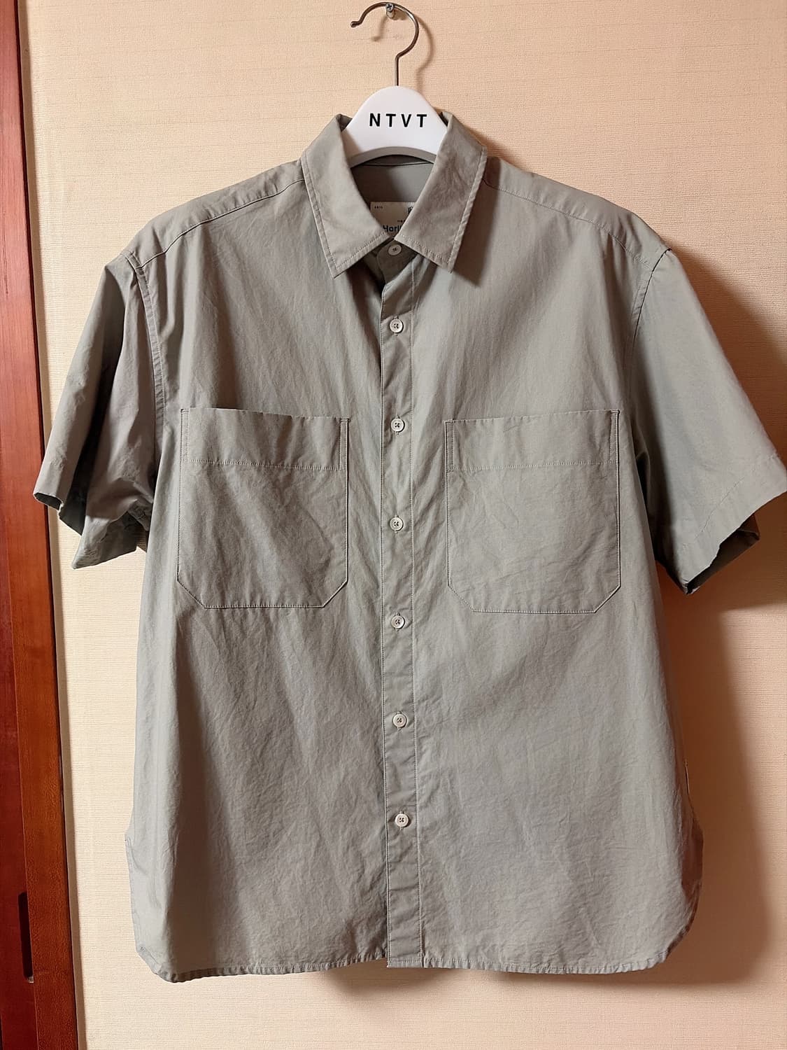홀리선 타입라이터 숏 슬리브 셔츠 판매합니다 ! 상품이미지1