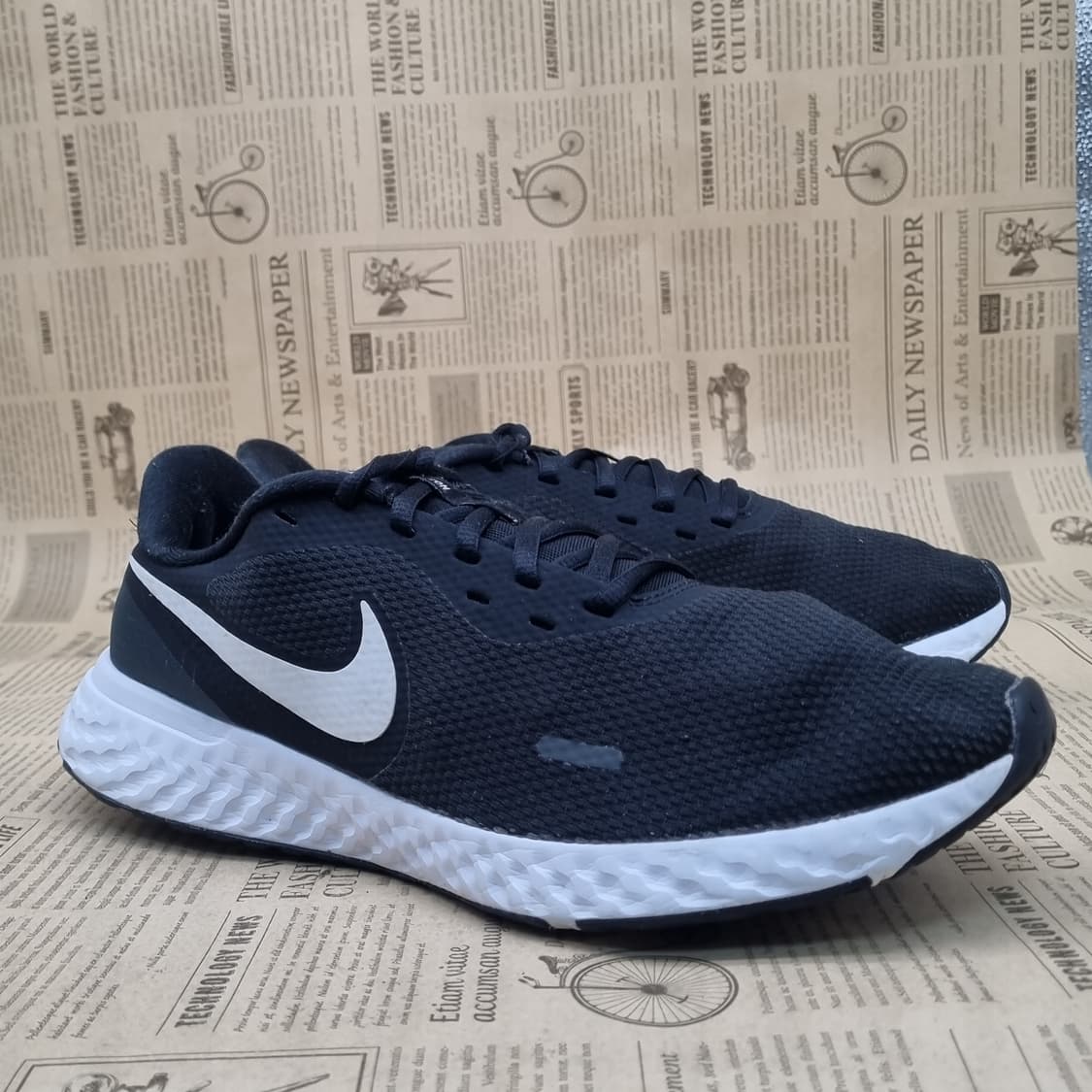 나이키 레볼루션5 블랙 운동화285 상품이미지1