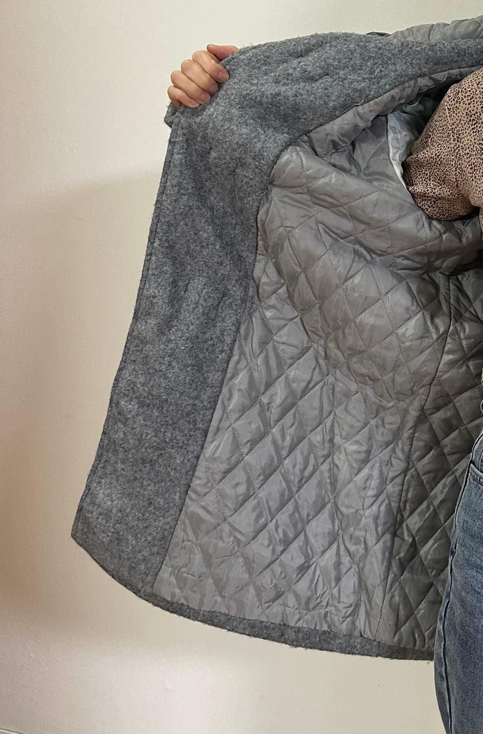 (새상품) 그레이 떡볶이 누빔 코트 남녀공용 상품이미지3
