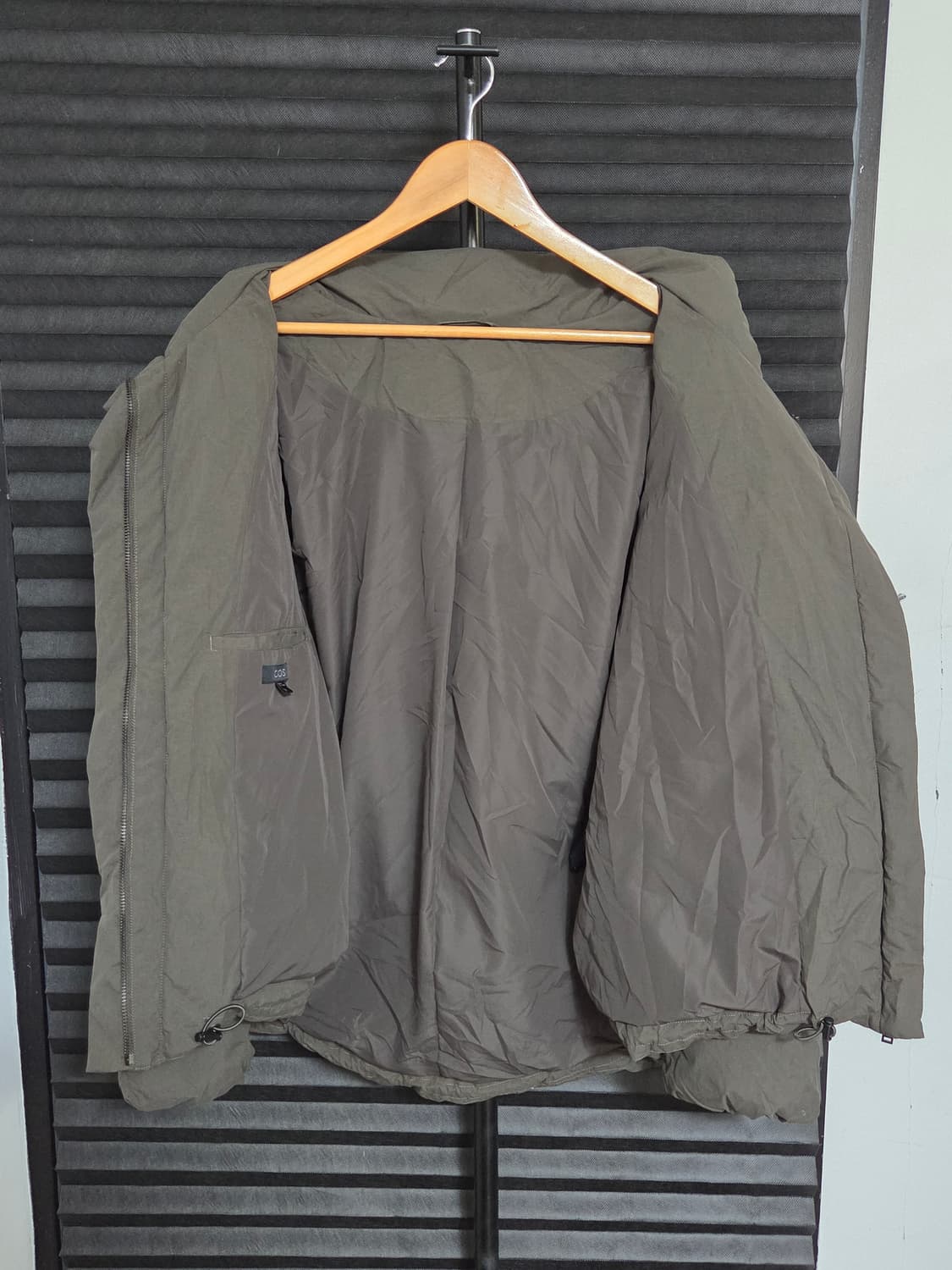 [COS] 푸퍼 덕다운 패딩 | 00042 상품이미지5