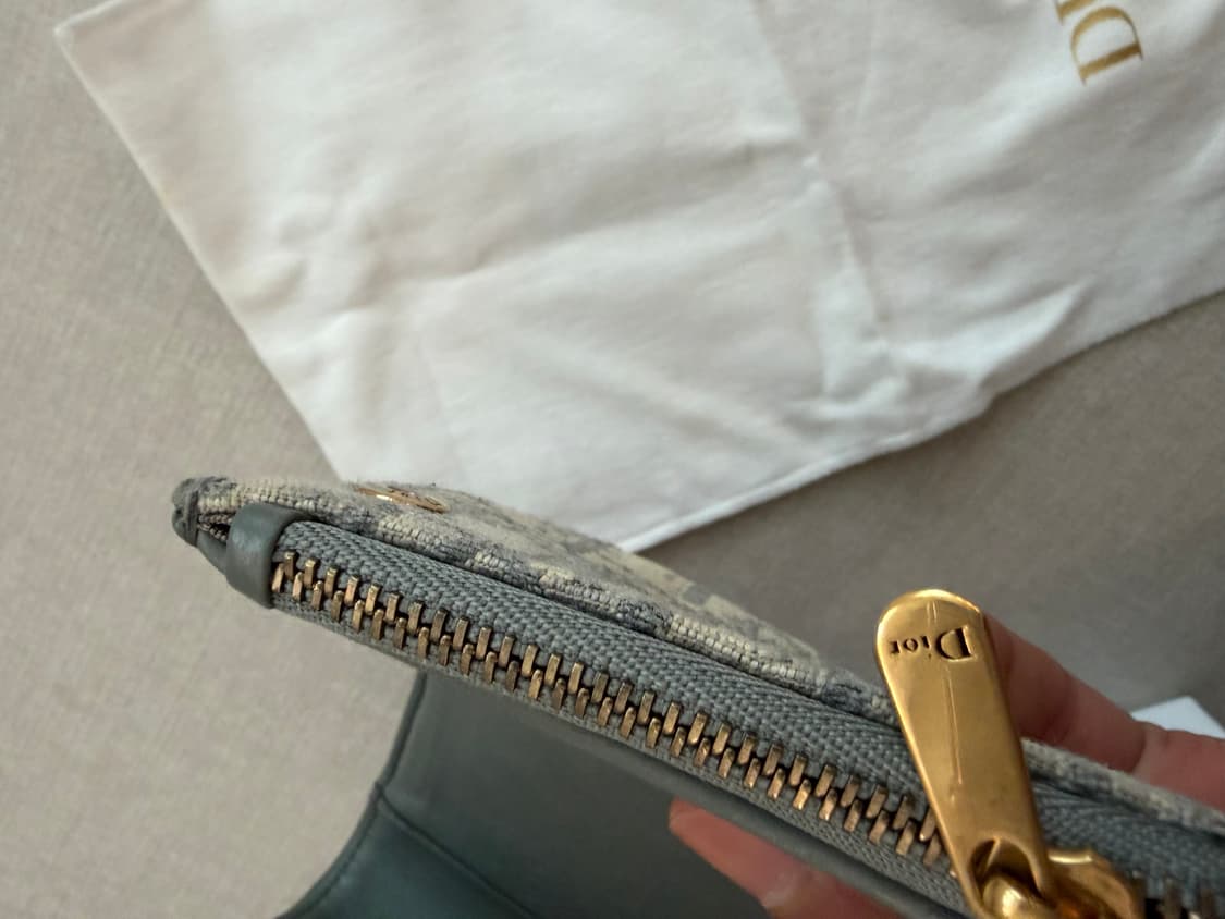 S급 디올 새들 카드지갑 풀박스 급처 상품이미지4