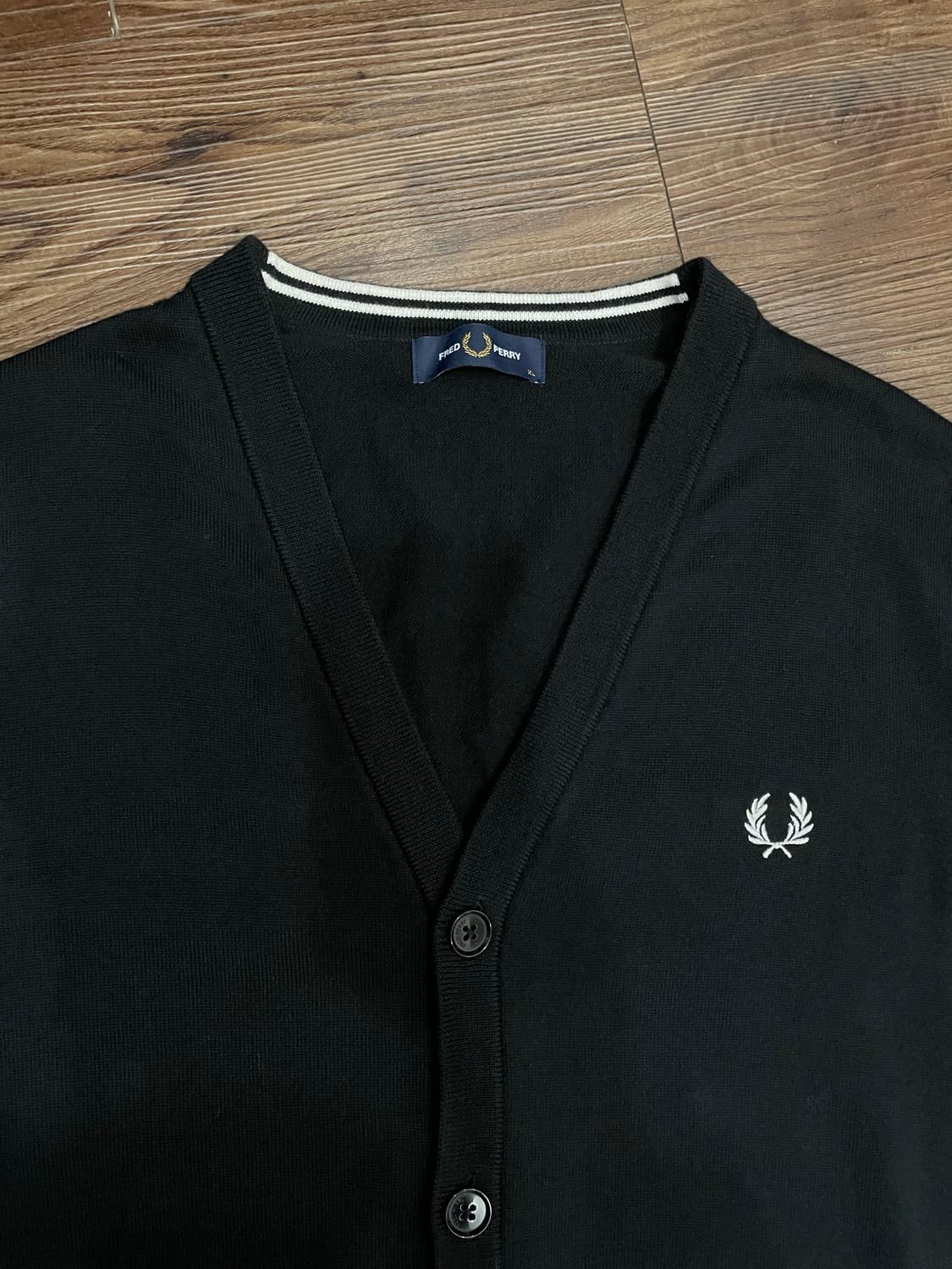 프레드페리 블랙 클래식 가디건 상품이미지3