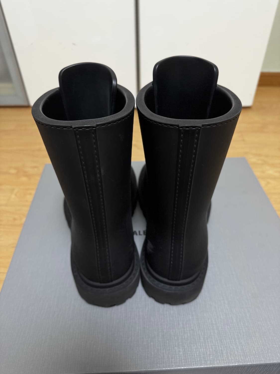 발렌시아가 스테로이드 부츠 상품이미지3