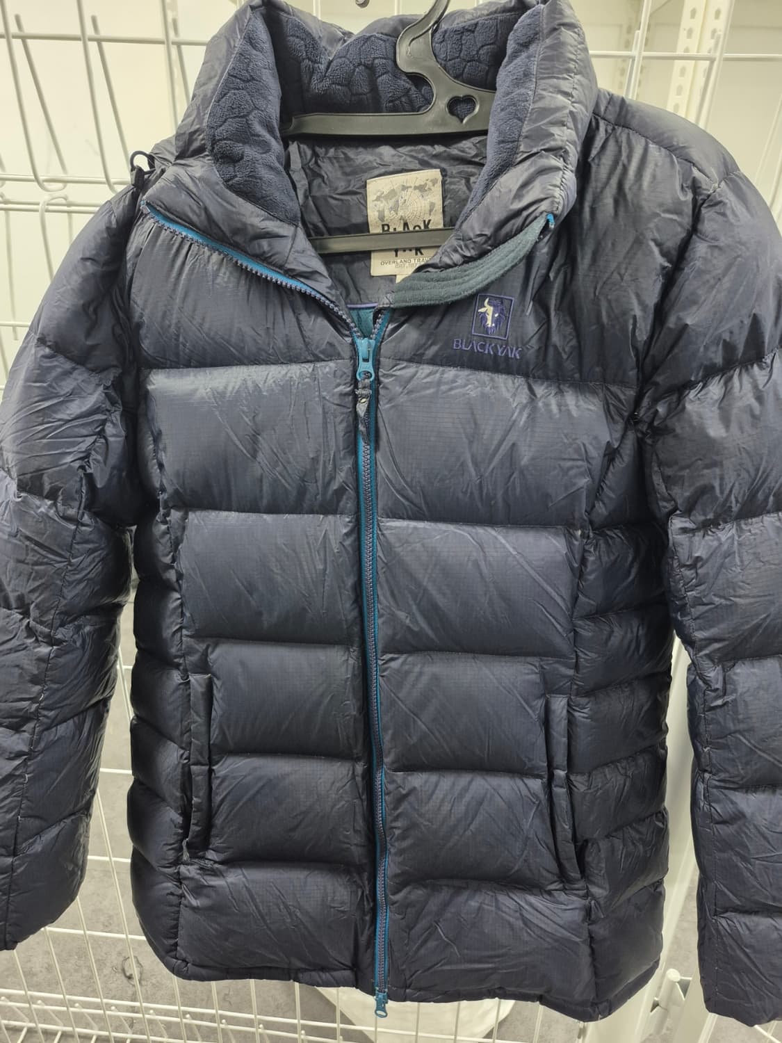 블랙야크 정품 여성 구스 패딩 100 사이즈 팝니다 상품이미지1