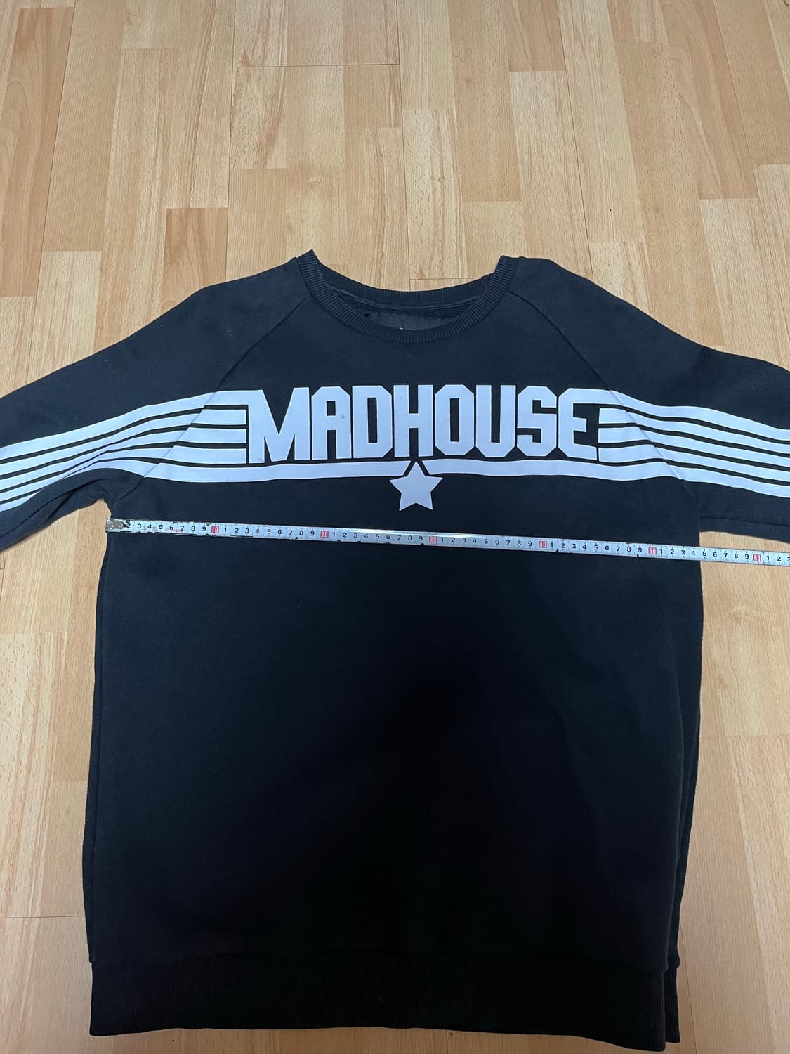 a.j.l madhouse 썸홀 스웨트셔츠 nct 텐 착용 상품이미지5