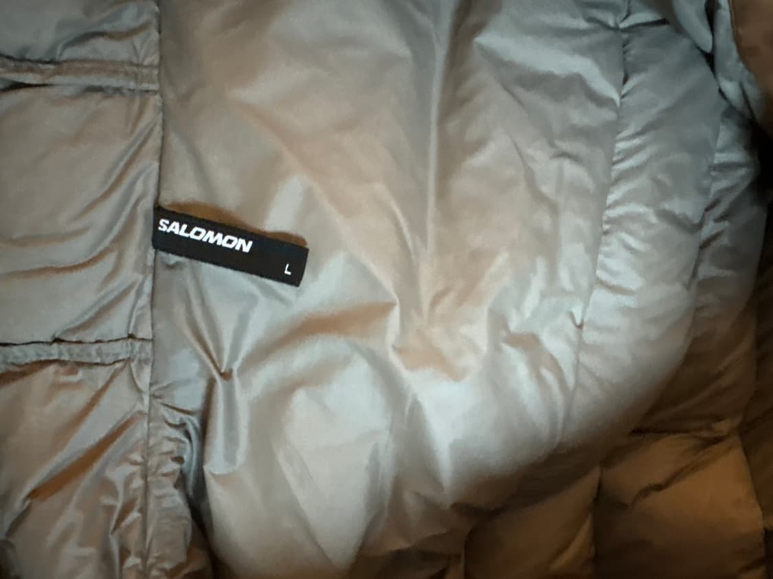 살로몬 경량 패딩 상품이미지3