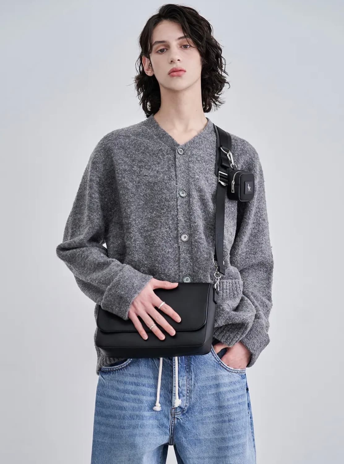 레더리 포쉐트 플랩 크로스백 상품이미지1