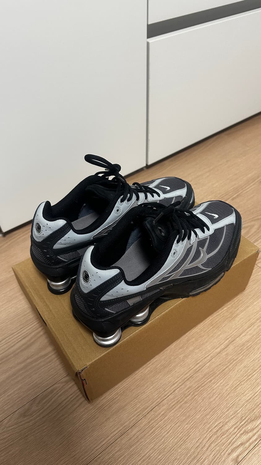 나이키 샥스 라이드 2 라이트 그래파이트 앤트러사이트 265 상품이미지2