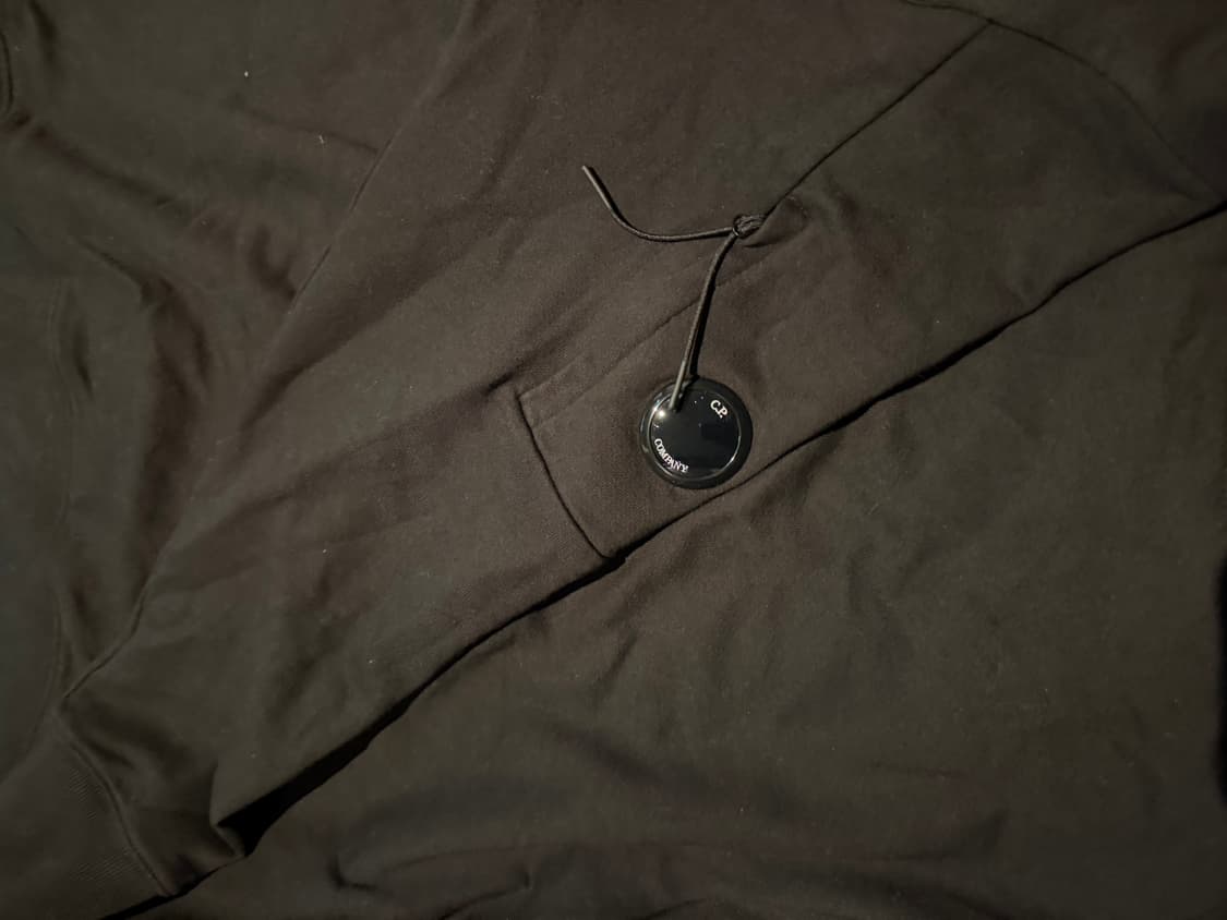 cp컴퍼니 맨투맨 상품이미지2