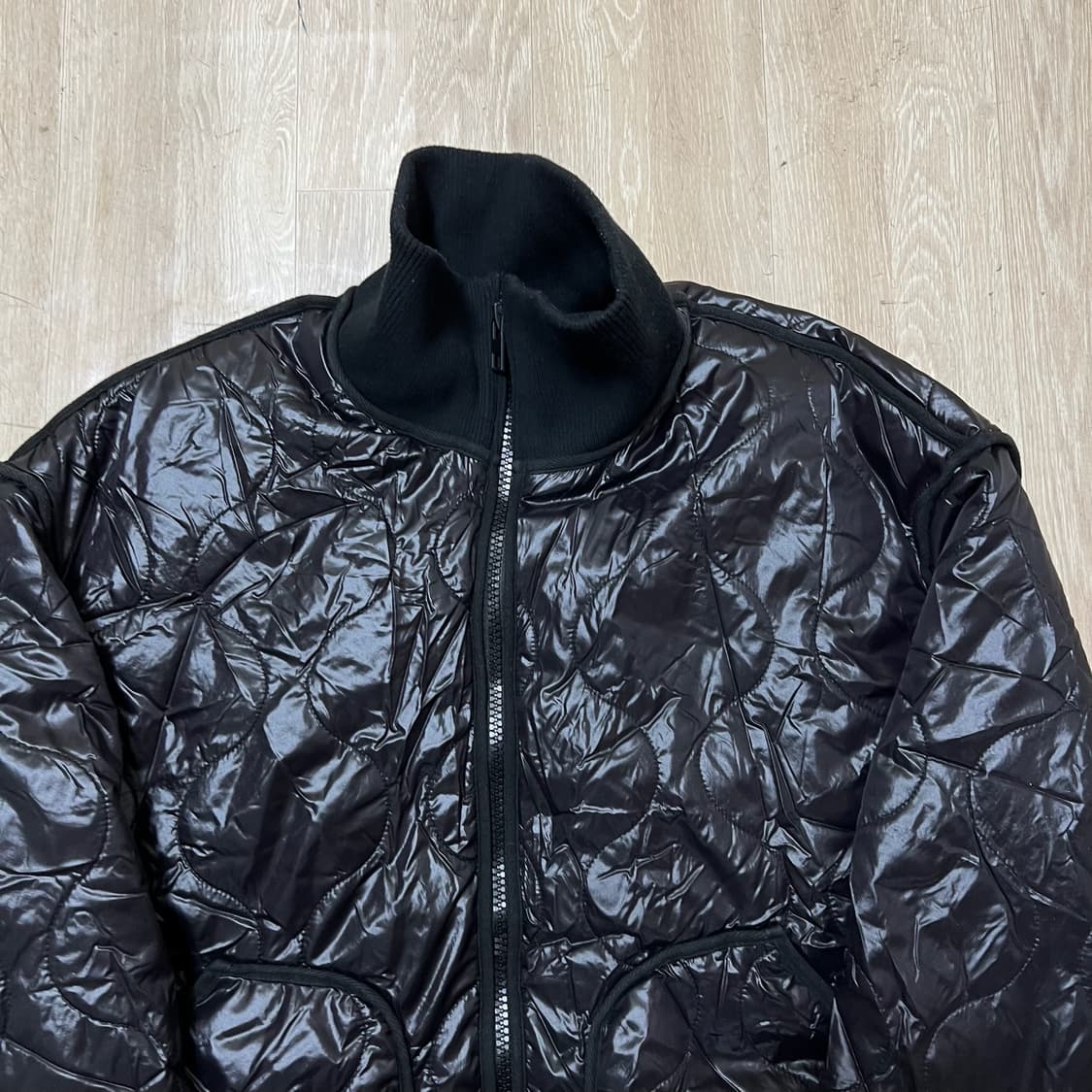 자라 오버사이즈 유광 퀼트 패딩 M/95  상품이미지2