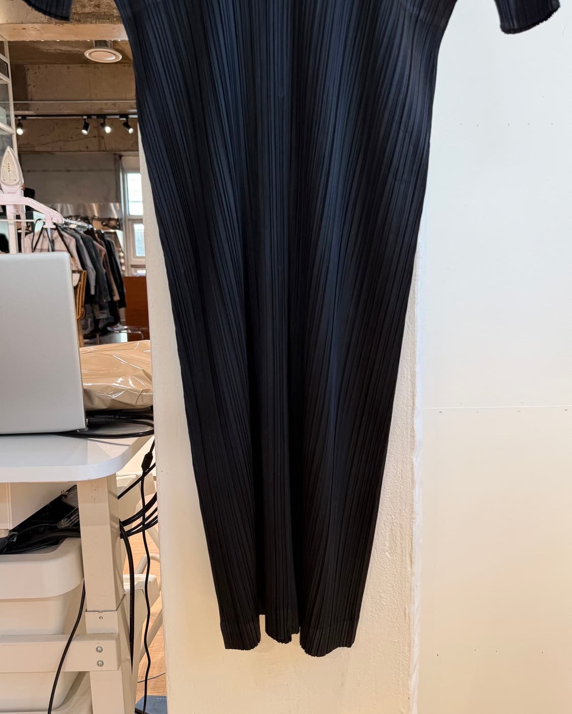 플리츠 플리즈 블랙 링컬 하프 원피스 상품이미지7