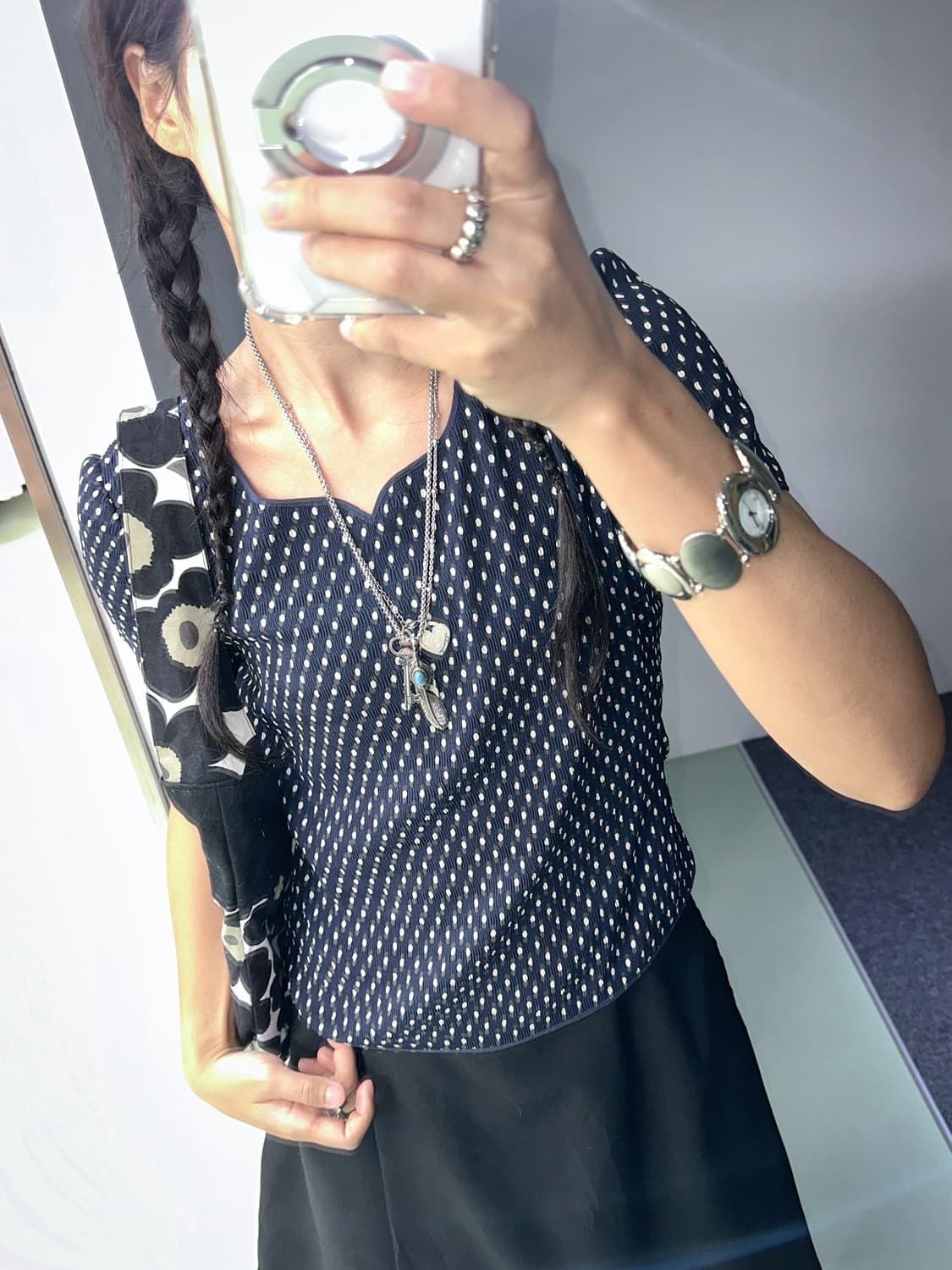 navy dot pleats top 상품이미지3