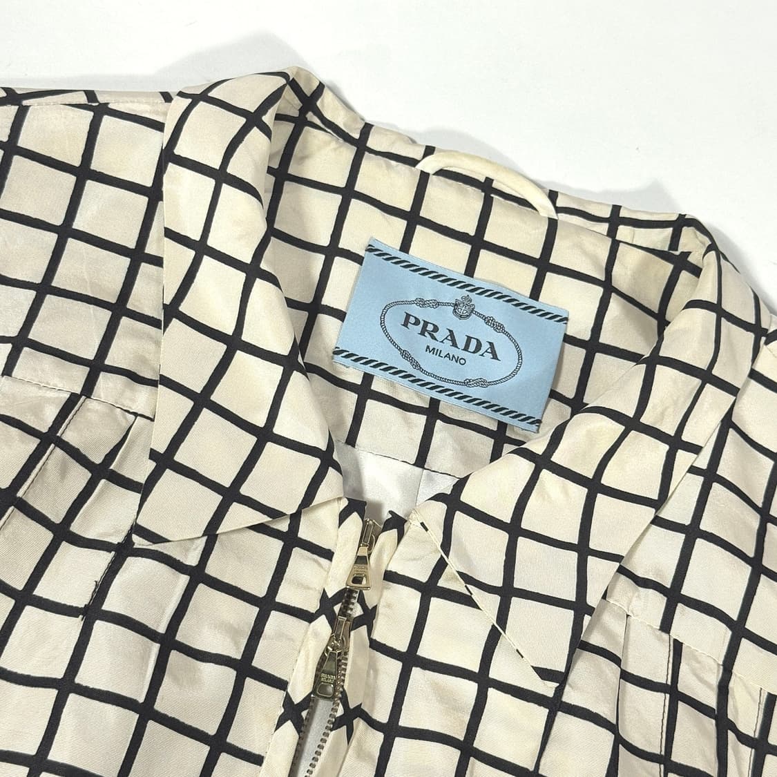 프라다 체크 크롭 셔츠 집업 자켓 상품이미지2