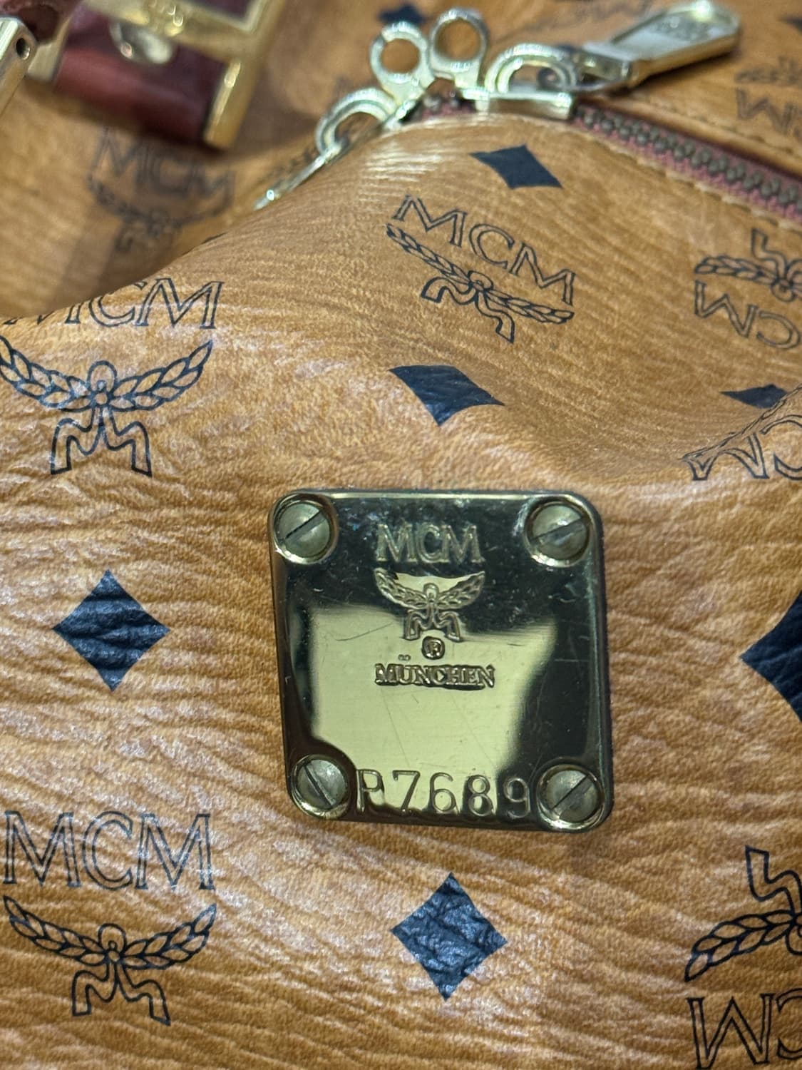 [mcm] 독일 mcm 보스턴 더플 백 및 키 월렛 상품이미지3