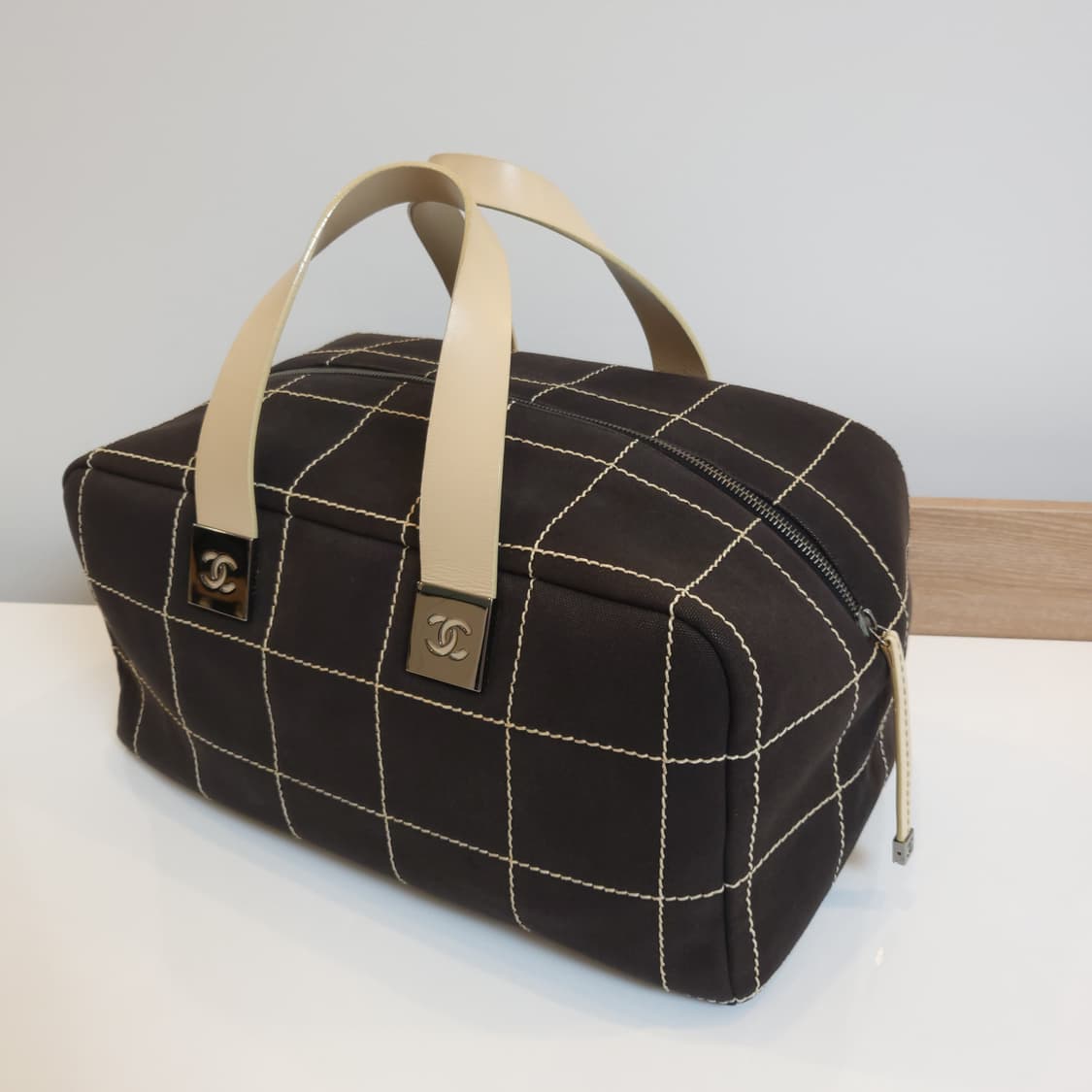 샤넬 초코바 캔버스 보스턴백 상품이미지2