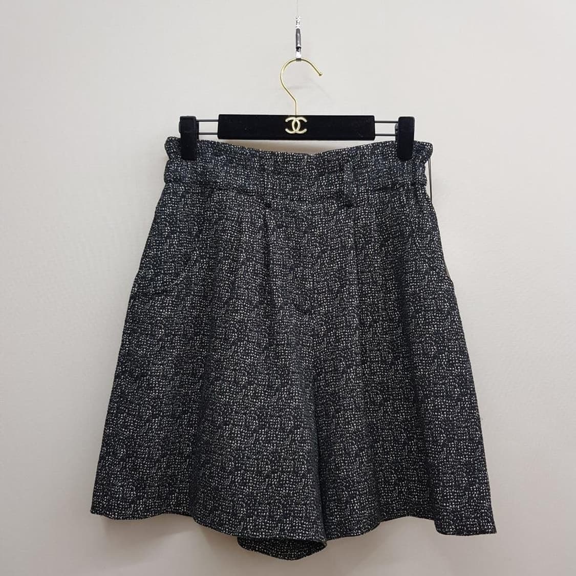 한섬 타임 2022 트위드 플레어 하이웨스트 반바지 S사이즈 상품이미지1