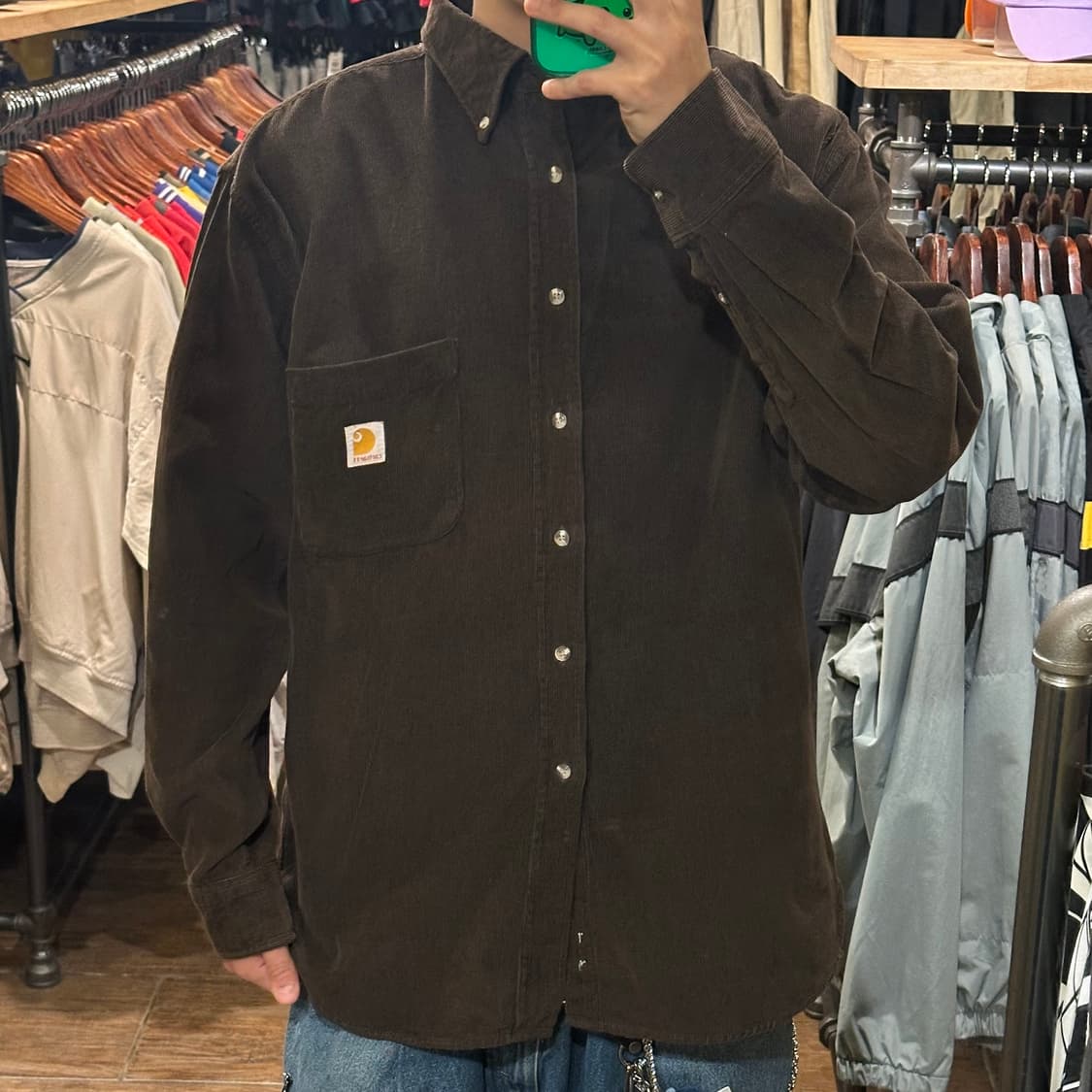 칼하트 코듀로이 긴팔셔츠 브라운 상품이미지1